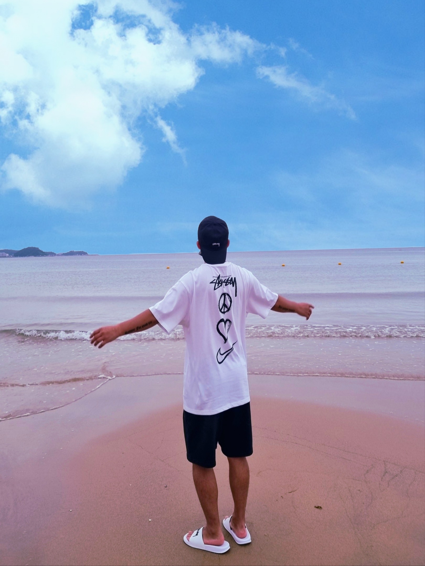 Nike x Stussy NRG RA T-Shirt Summit White (DM4942-121) 착용 스타일