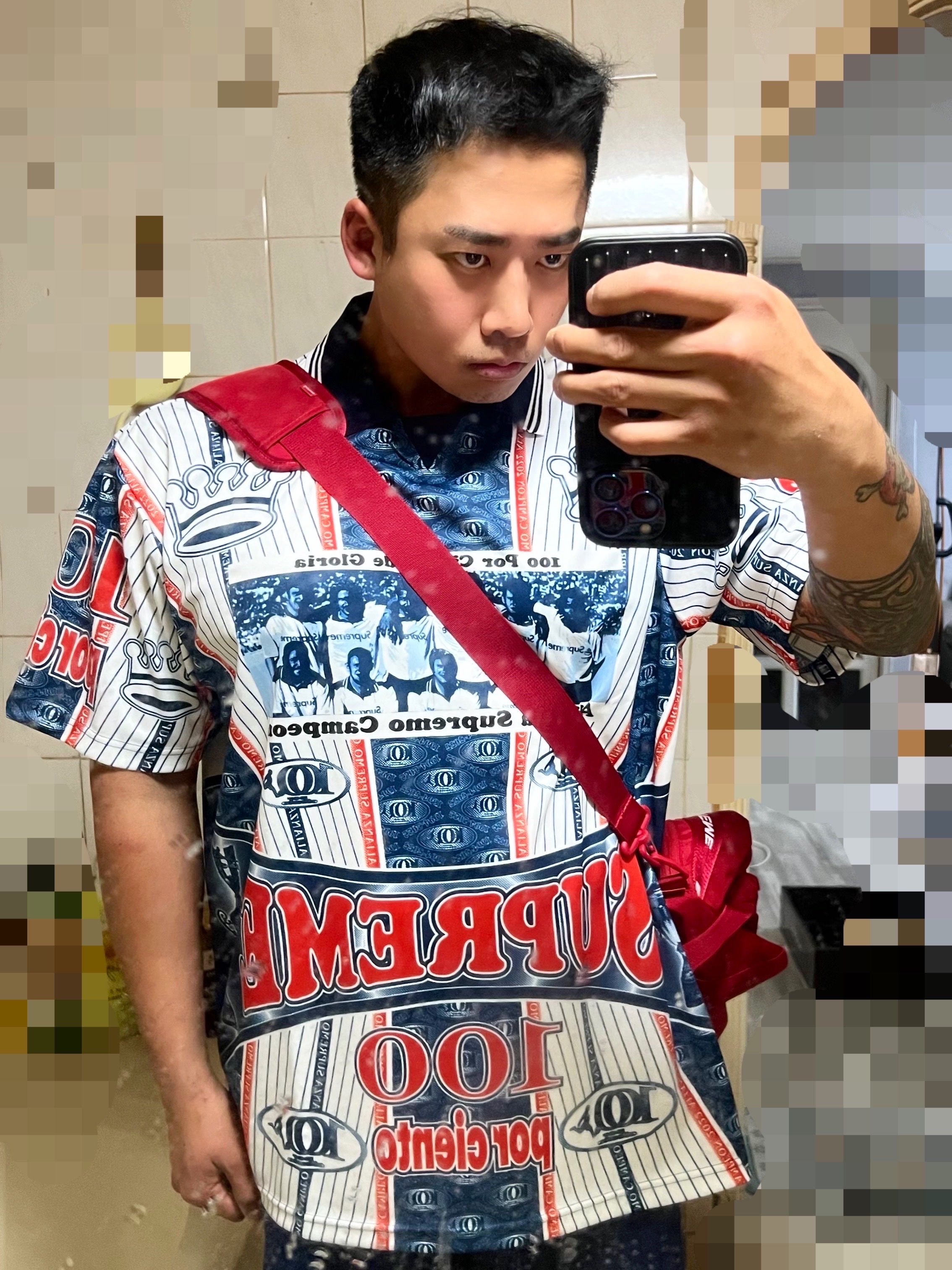 Supreme Duffle Bag Red - 22FW 착용 스타일