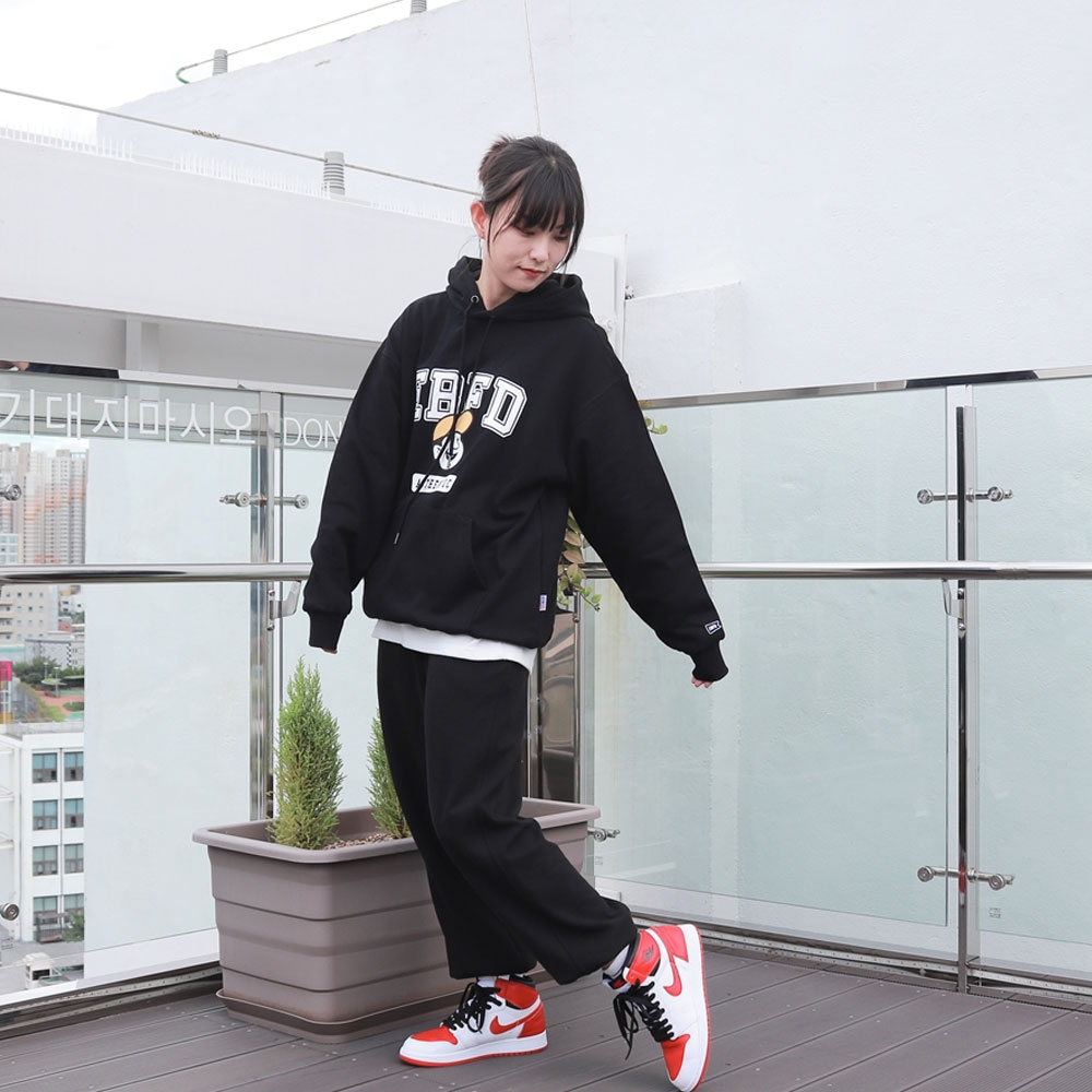 Jordan 1 Retro High OG Heritage, (GS) Jordan 1 Retro High OG Heritage 착용 스타일 - 2