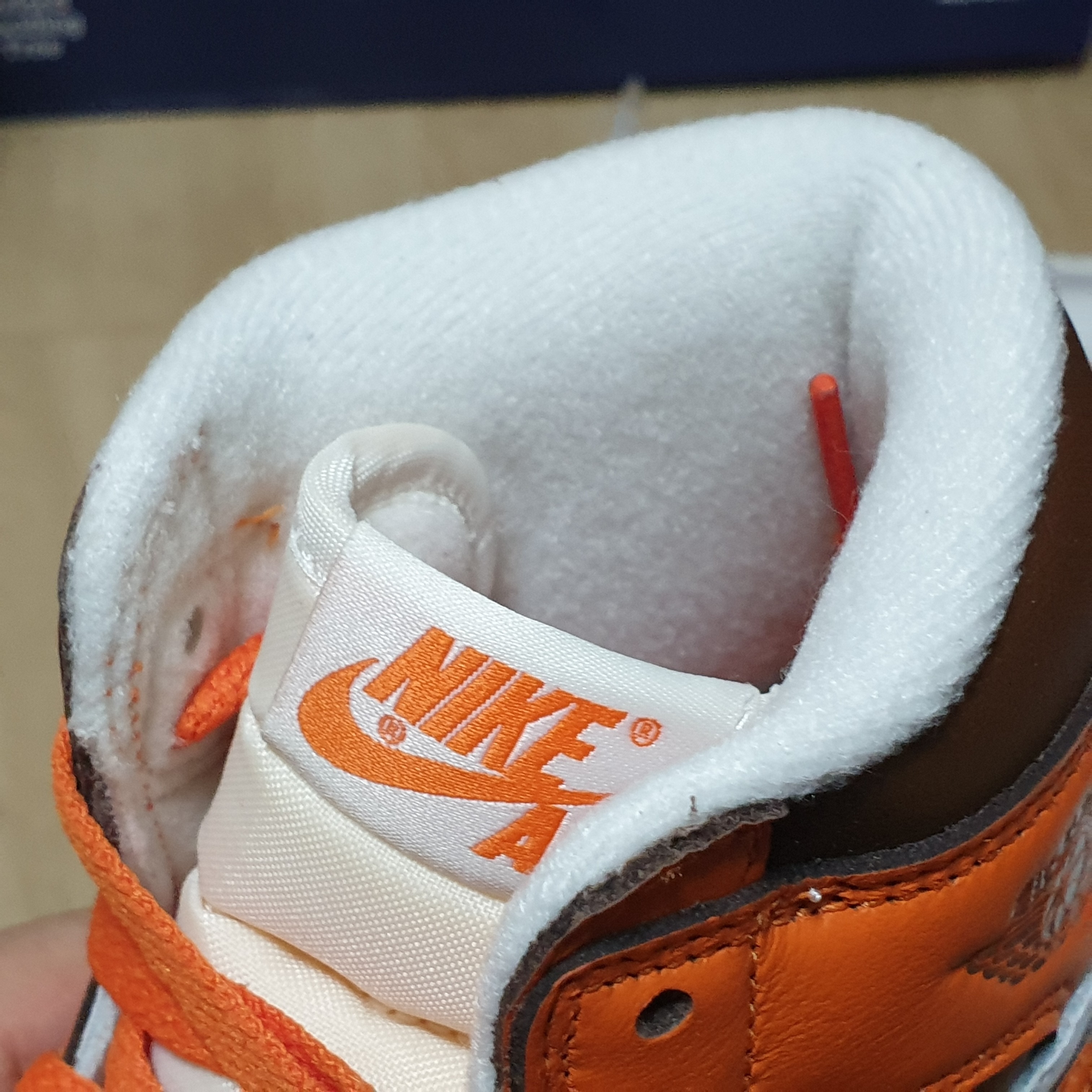 (W) Jordan 1 Retro High OG Starfish 착용 스타일 - 4