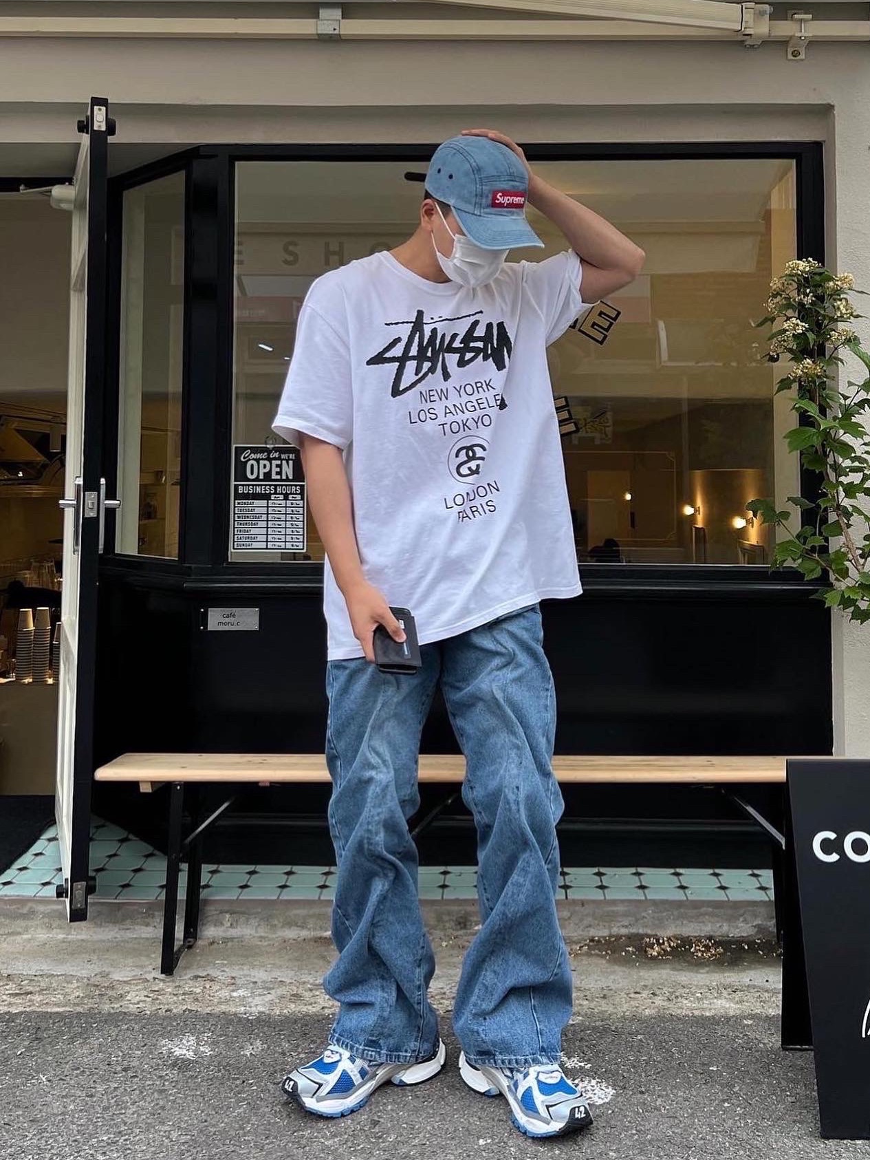 Supreme Washed Chino Twill Camp Cap Denim - 21FW, Stussy World Tour T-Shirt White 착용 스타일