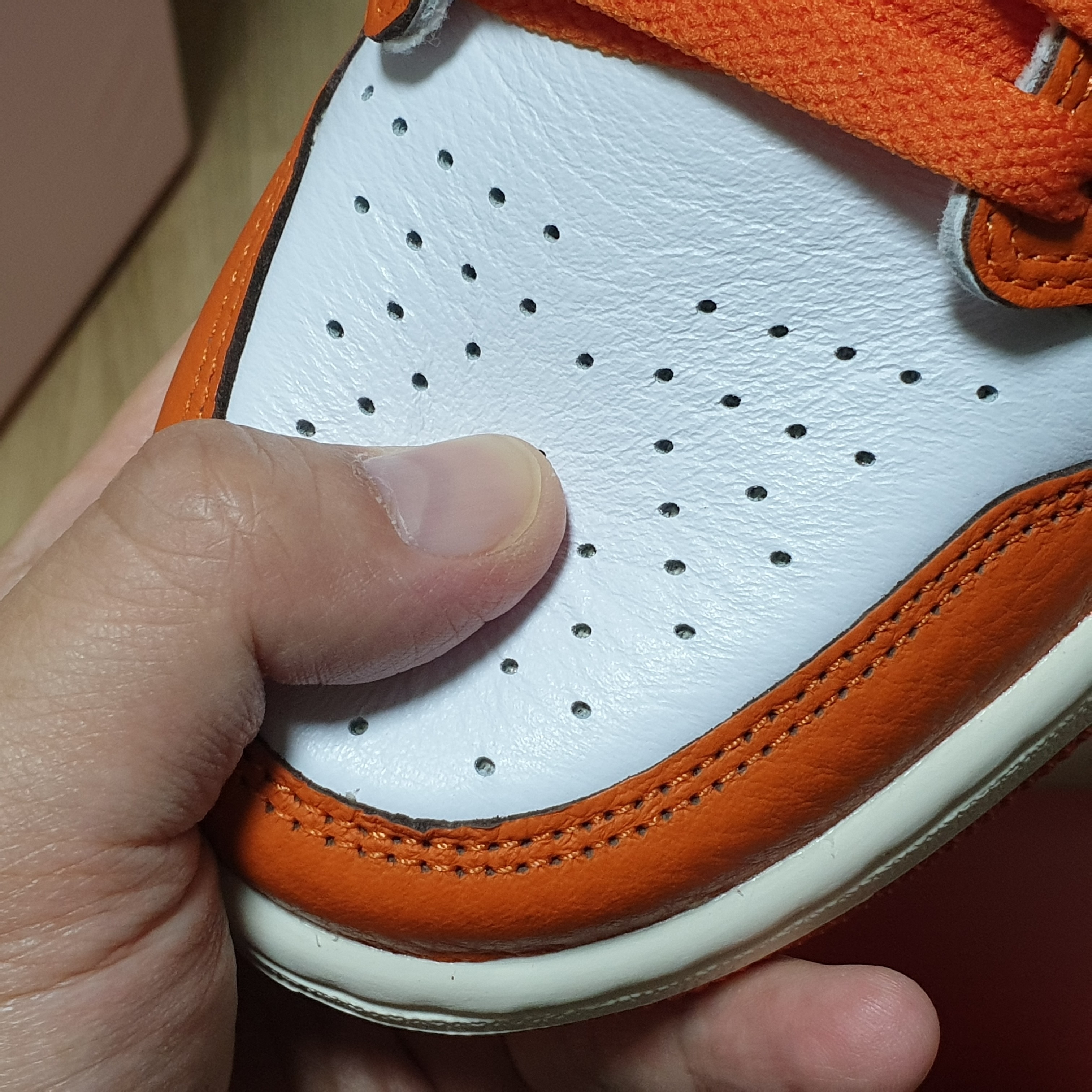 (W) Jordan 1 Retro High OG Starfish 착용 스타일 - 3