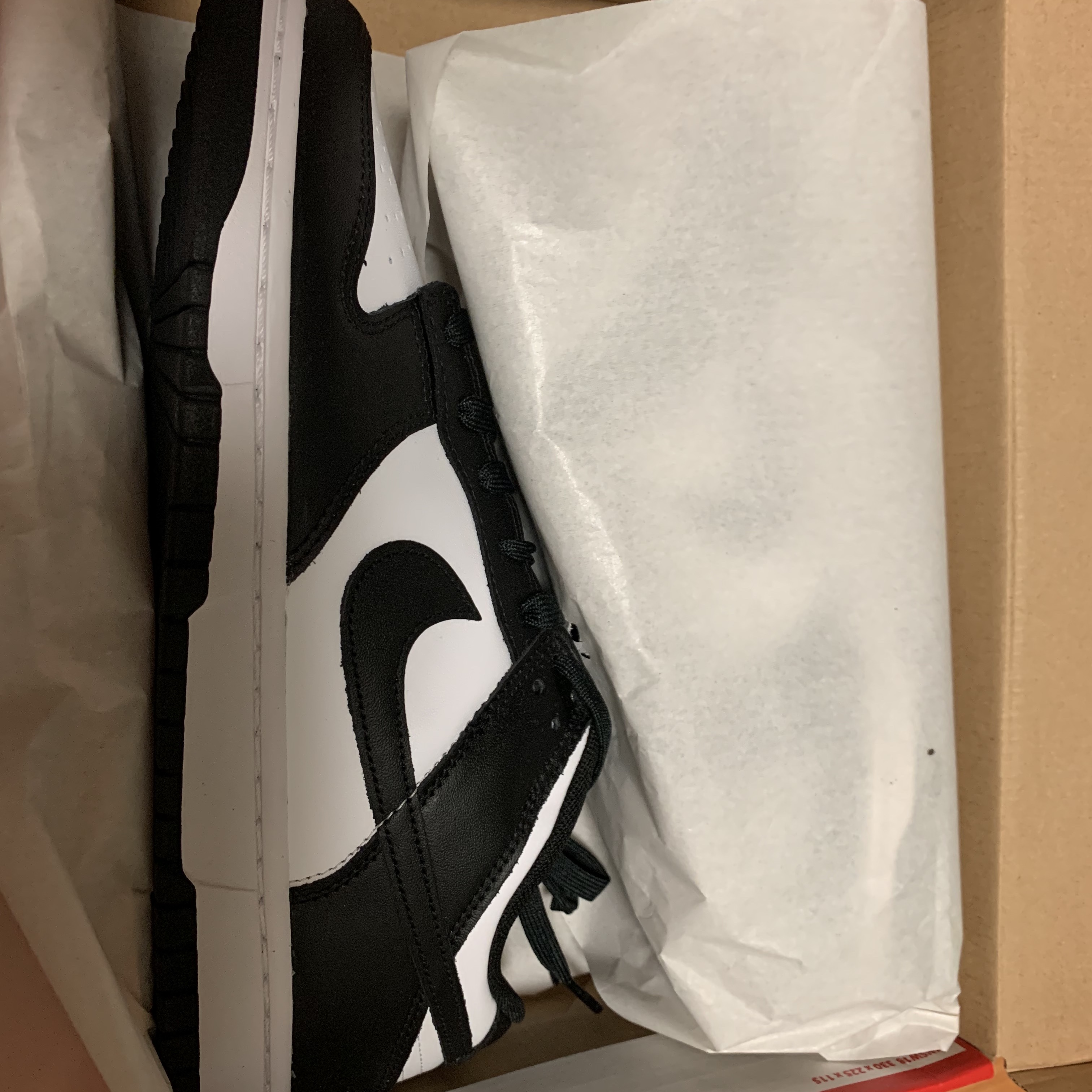 Nike Dunk Low Retro Black 착용 스타일