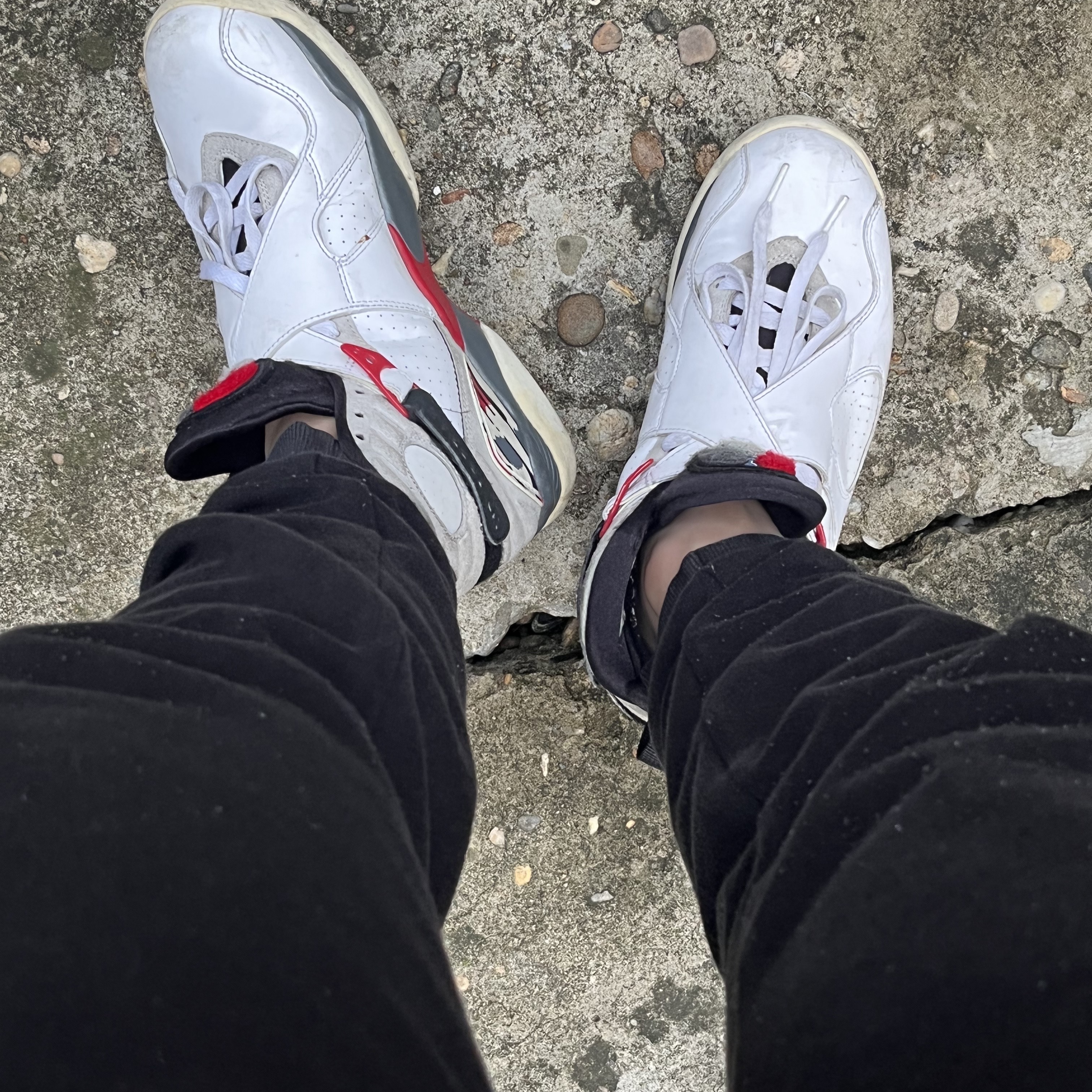 Jordan 8 Retro Bugs Bunny 2013 착용 스타일