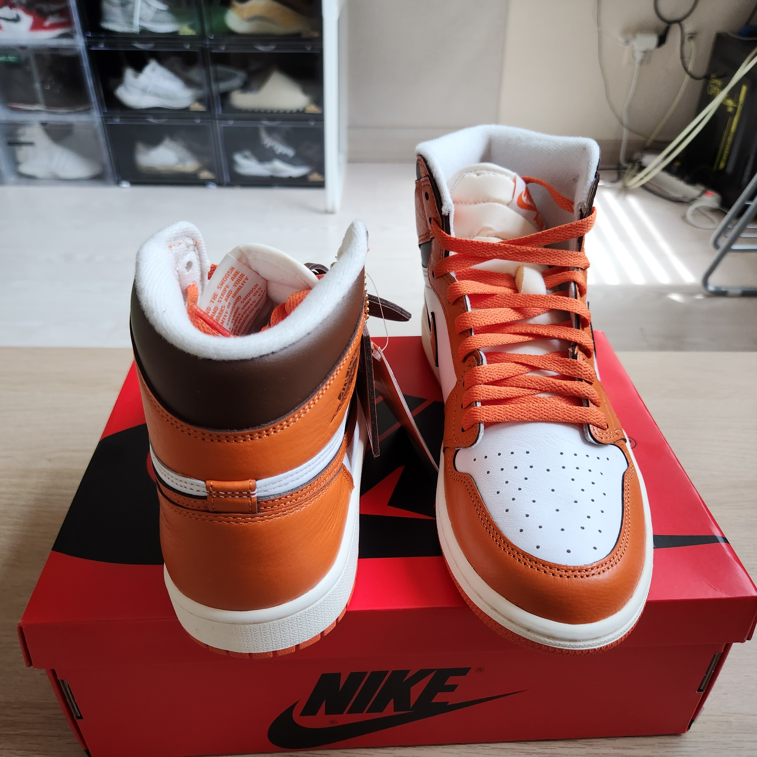 (W) Jordan 1 Retro High OG Starfish 착용 스타일 - 3