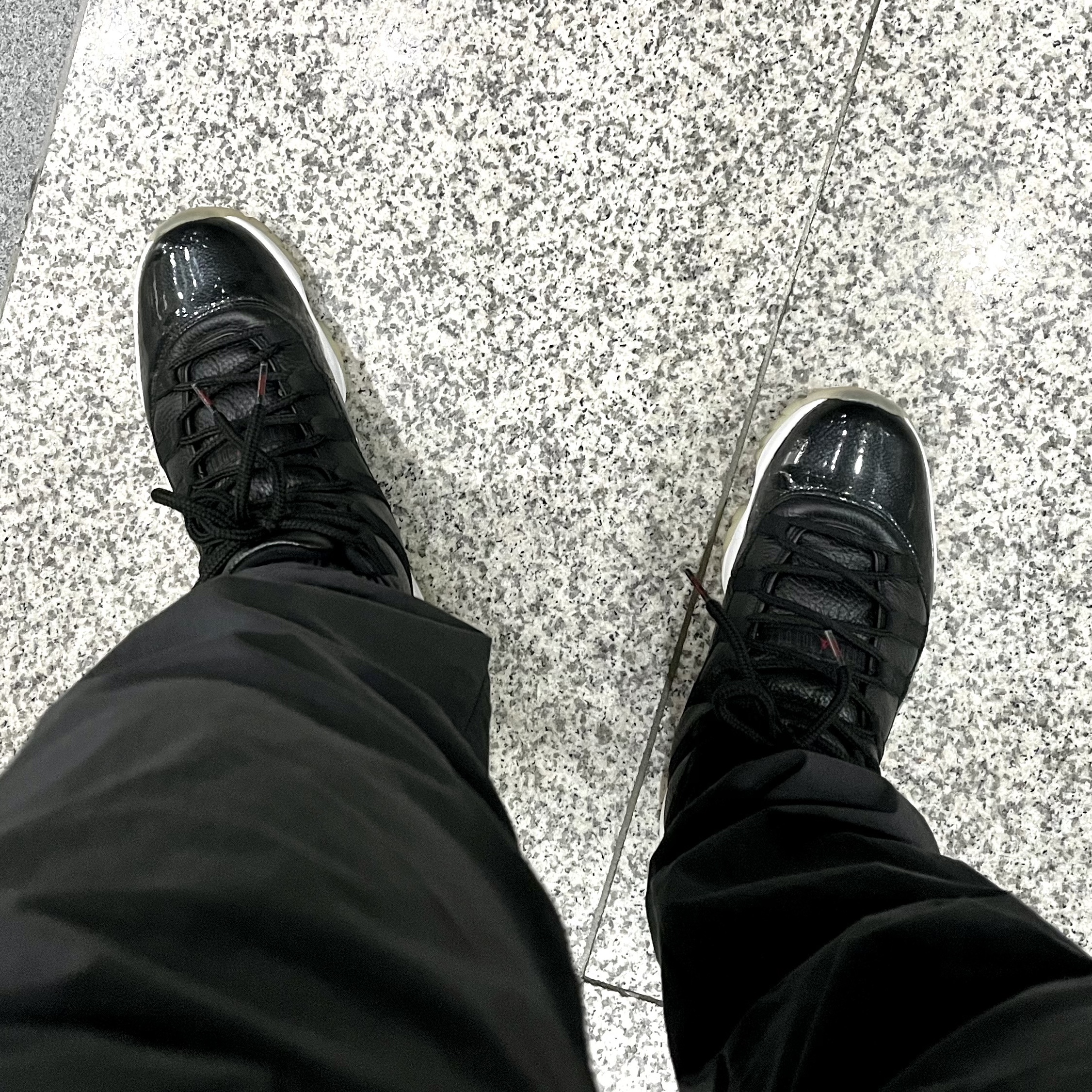 Jordan 11 Retro 72-10 착용 스타일