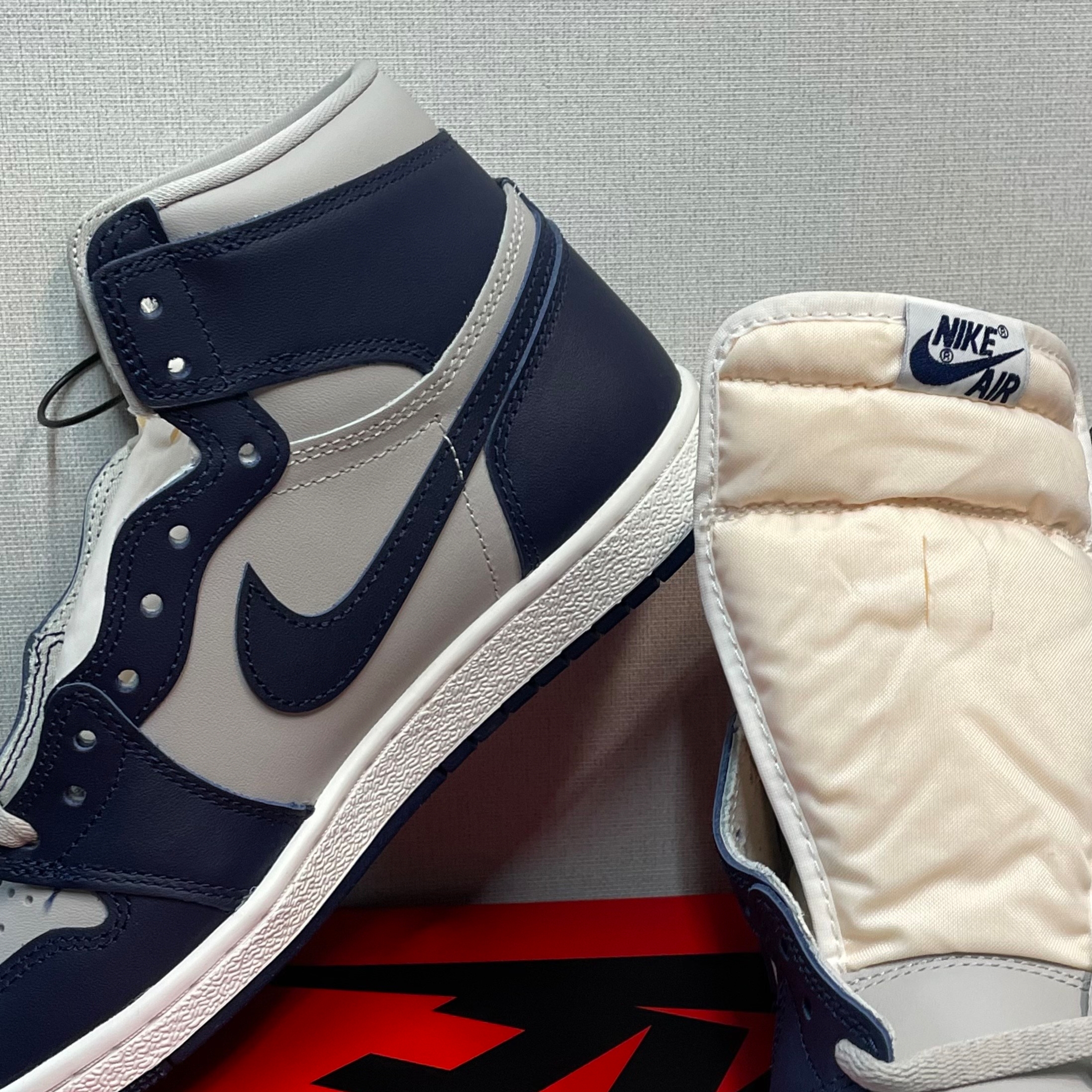 Jordan 1 High 85 College Navy 착용 스타일 - 1