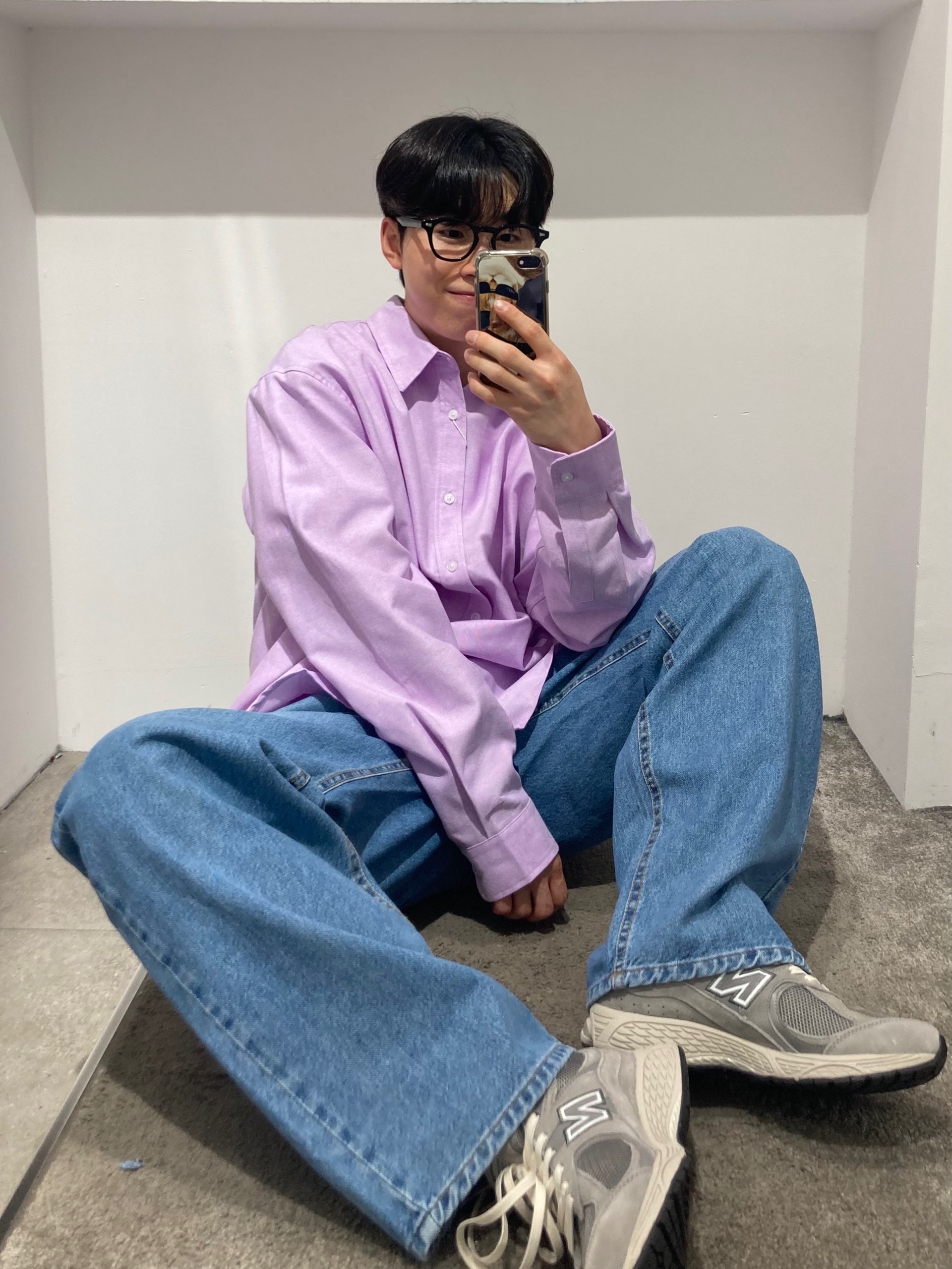 New Balance 2002R Grey 착용 스타일 - 1