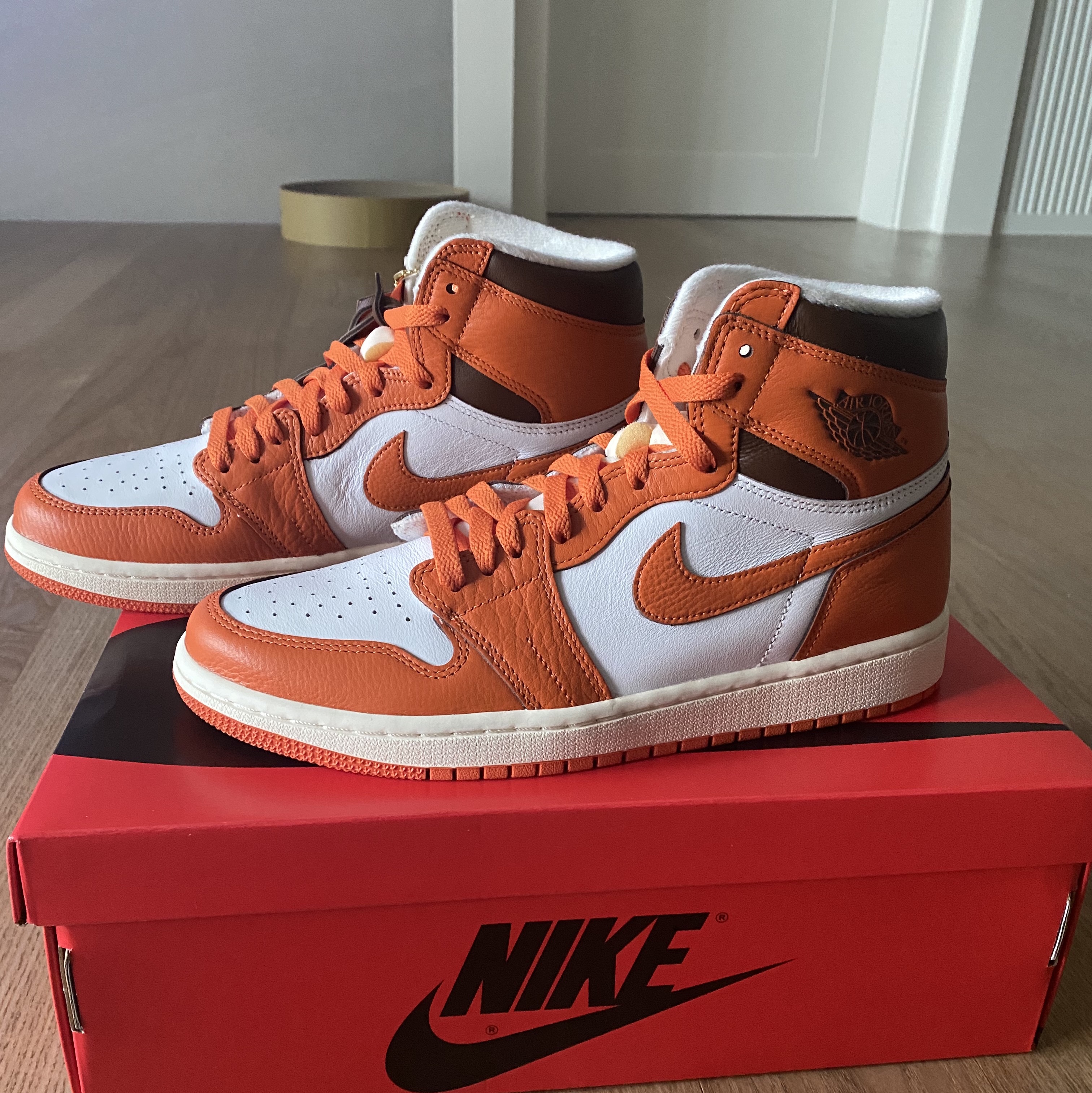 (W) Jordan 1 Retro High OG Starfish 착용 스타일 - 1