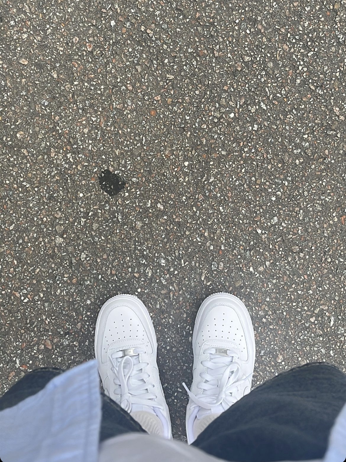 Nike Air Force 1 '07 Low White 착용 스타일 - 5