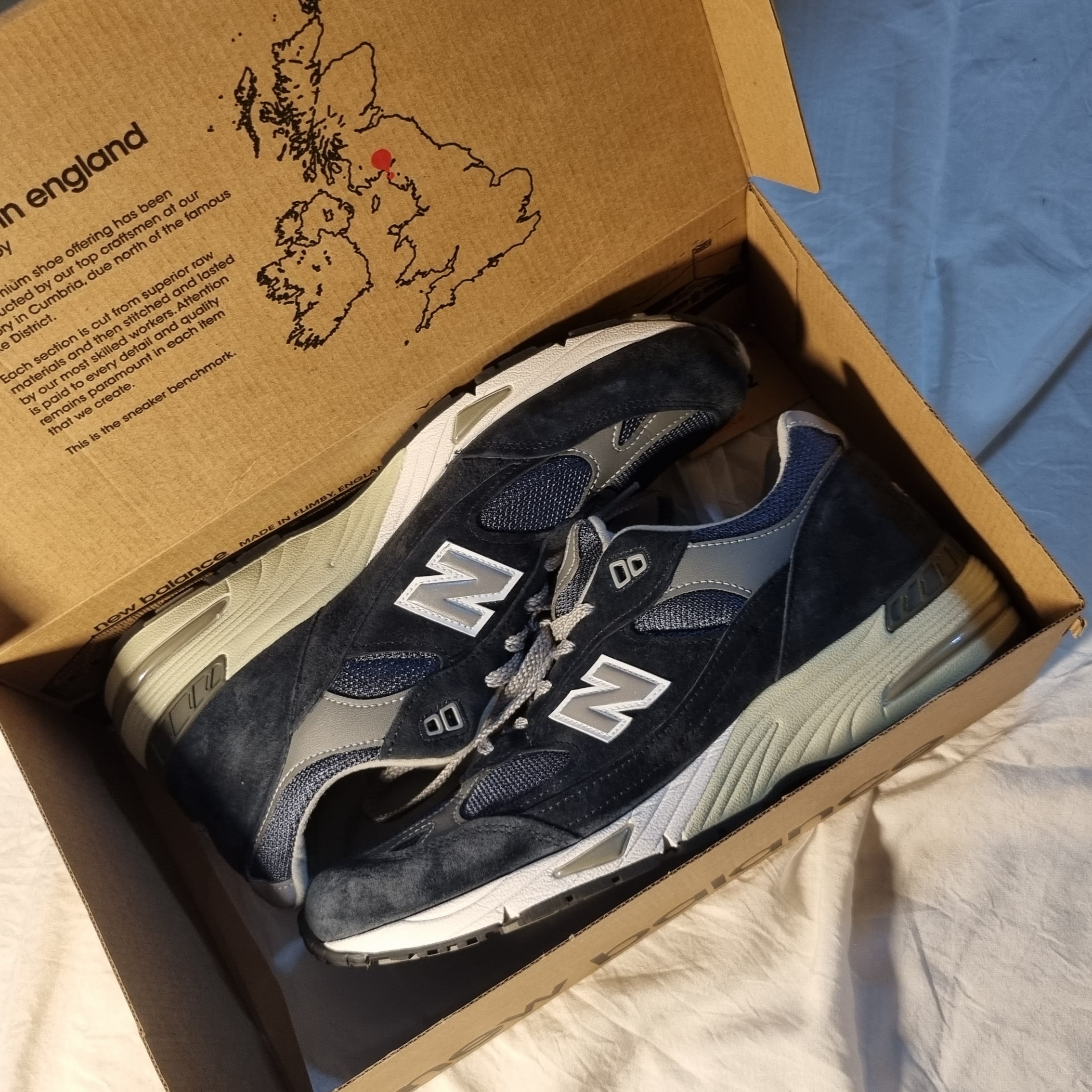 New Balance 991 Made in UK Navy 착용 스타일