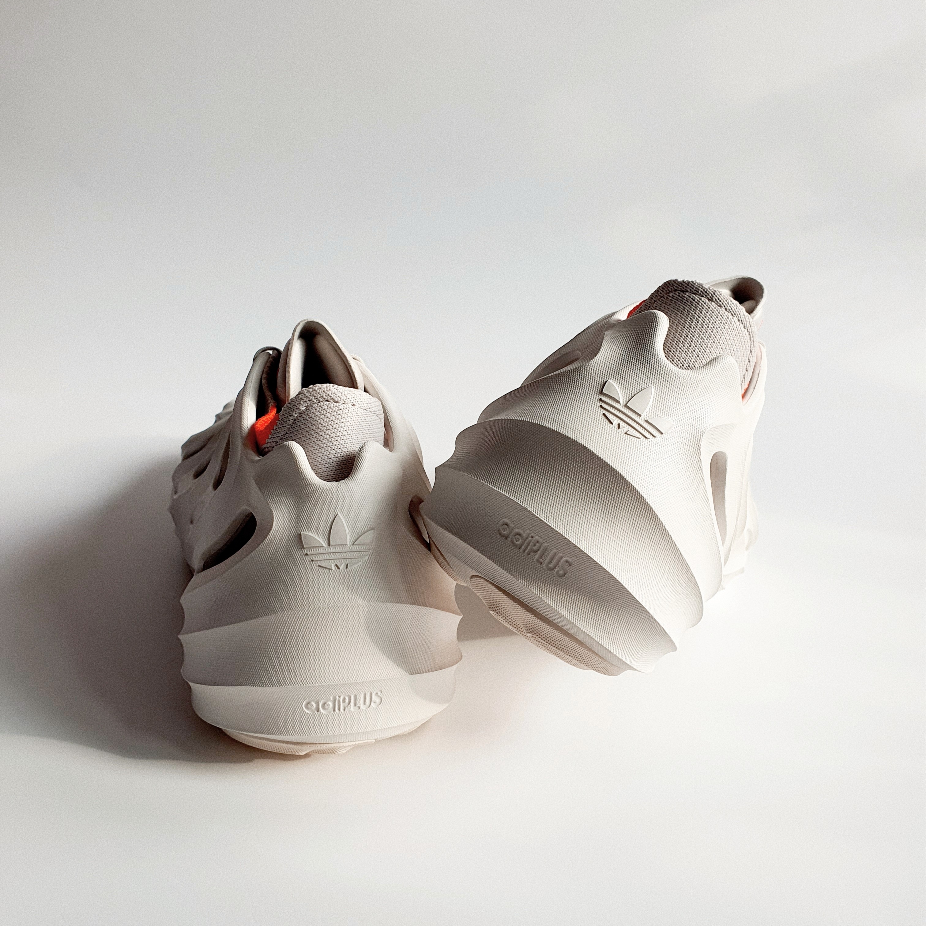 Adidas Adifom Q Off White 착용 스타일 - 5