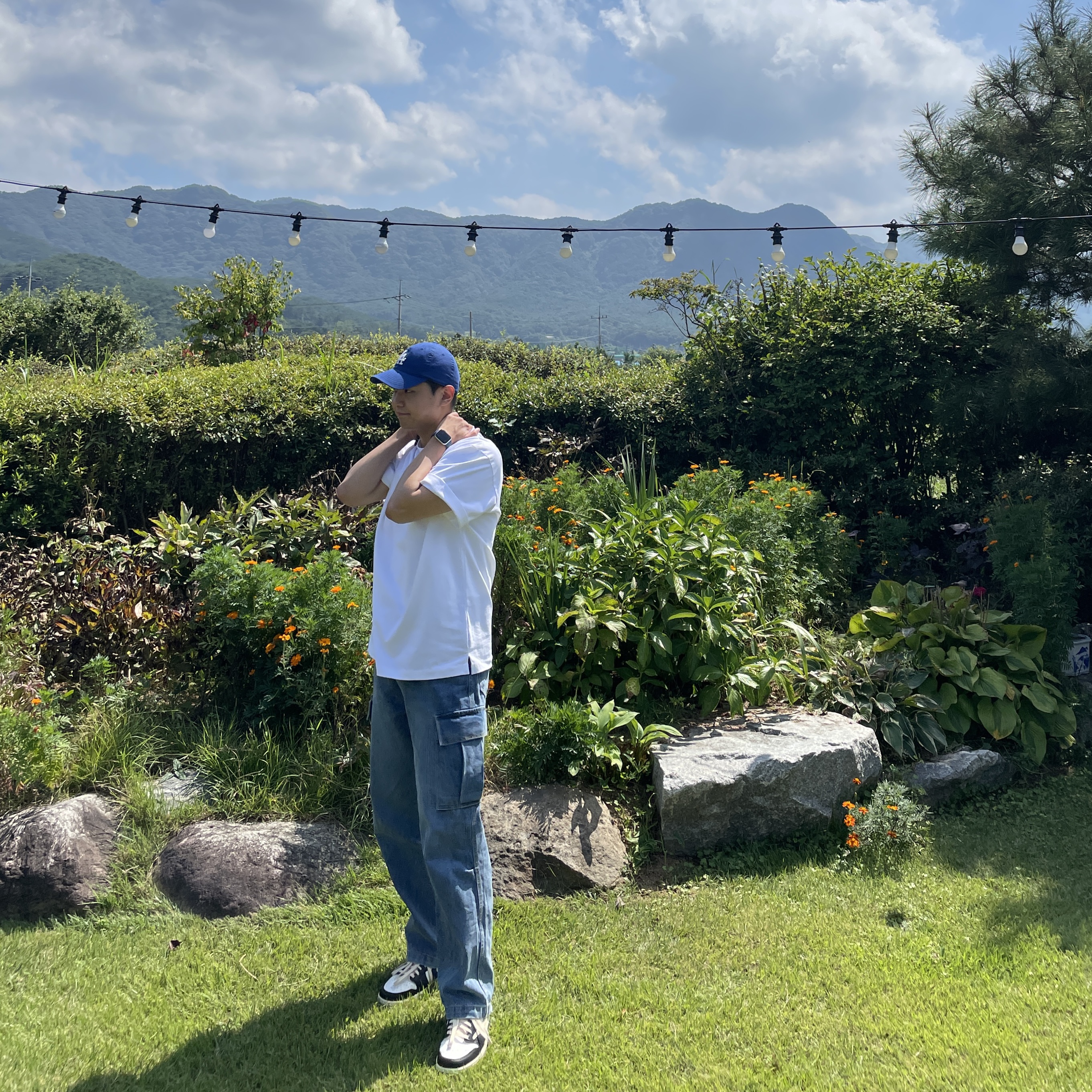 Jordan 1 x Travis Scott x Fragment Retro Low OG SP Military Blue, Maison Mihara Yasuhiro Peterson OG Sole Canvas Low Sneakers Black 착용 스타일 - 2