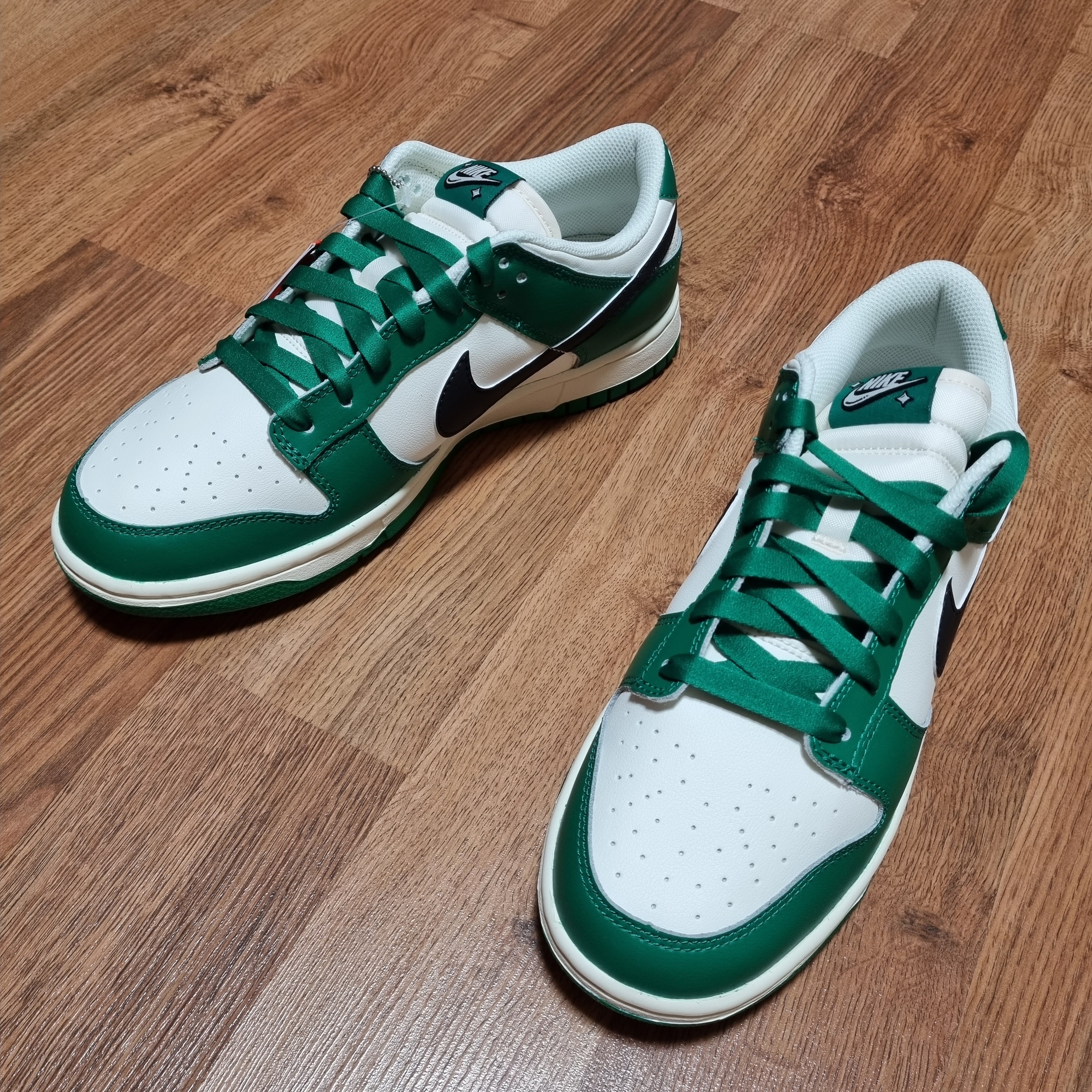 Nike Dunk Low Retro SE Jackpot Malachite 착용 스타일 - 2
