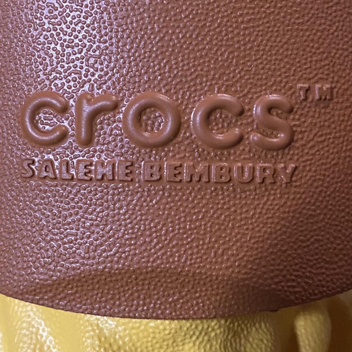 Crocs x Salehe Bembury Pollex Clog Cobbler 착용 스타일 - 4