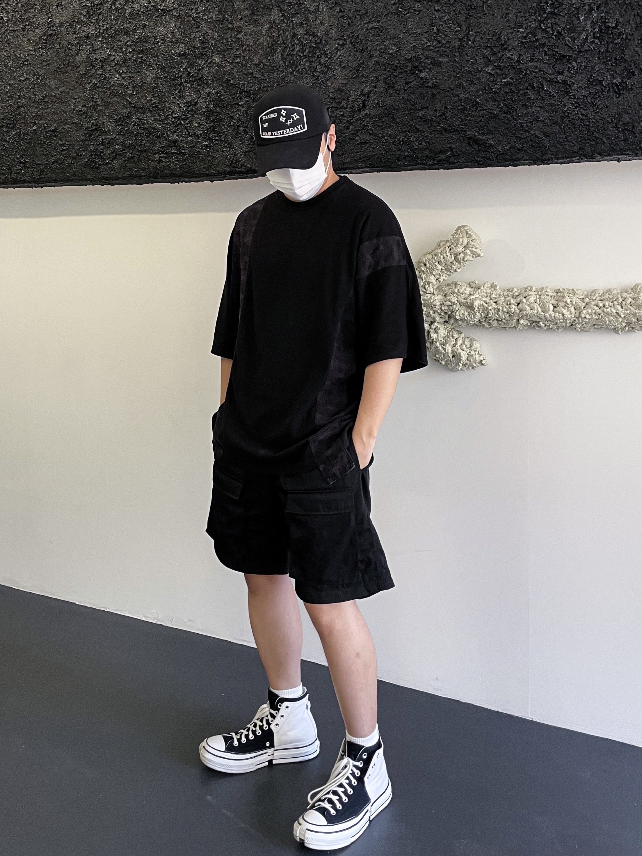 Converse x Feng Chen Wang Chuck 70 2-in-1 Natural Ivory Black 착용 스타일