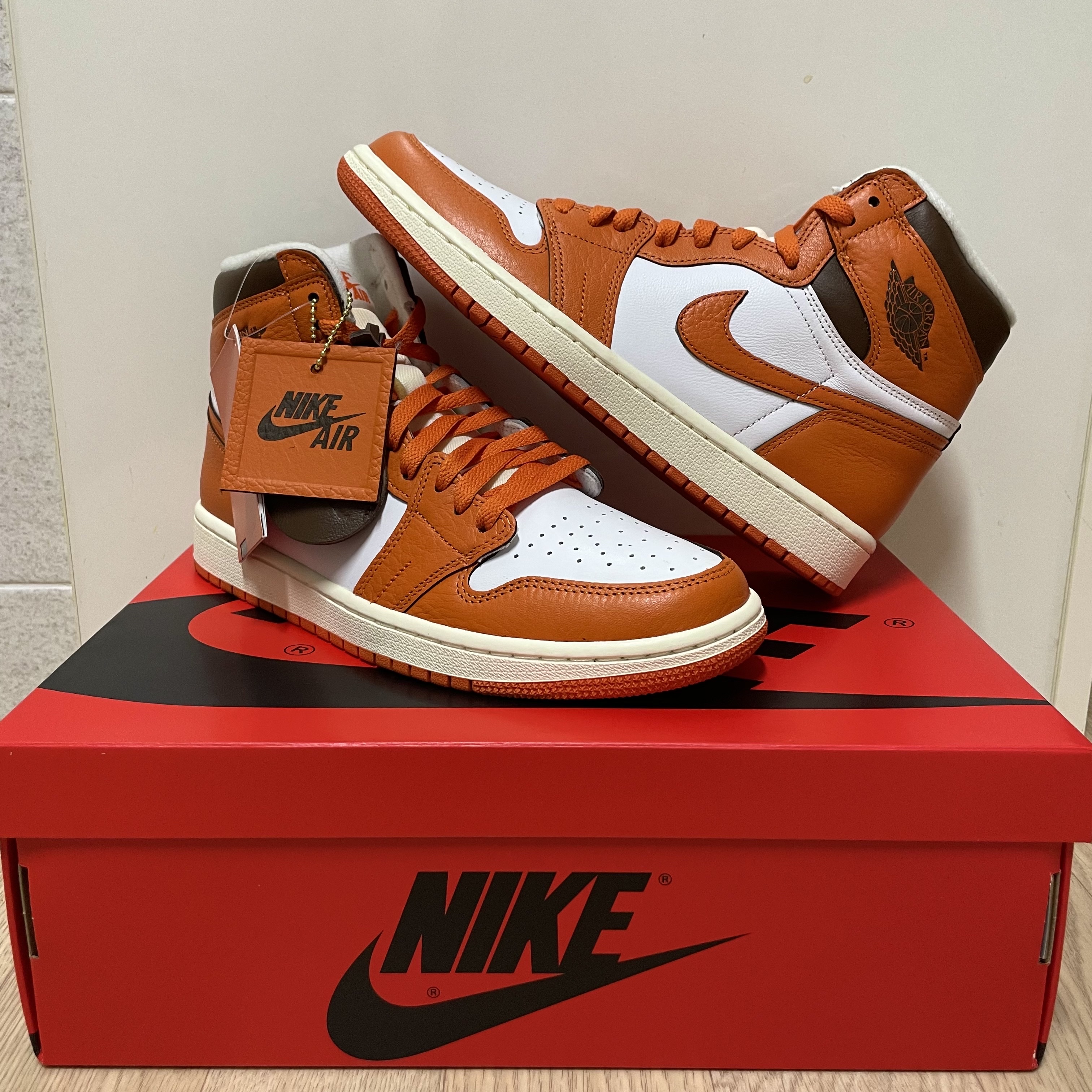(W) Jordan 1 Retro High OG Starfish 착용 스타일 - 2