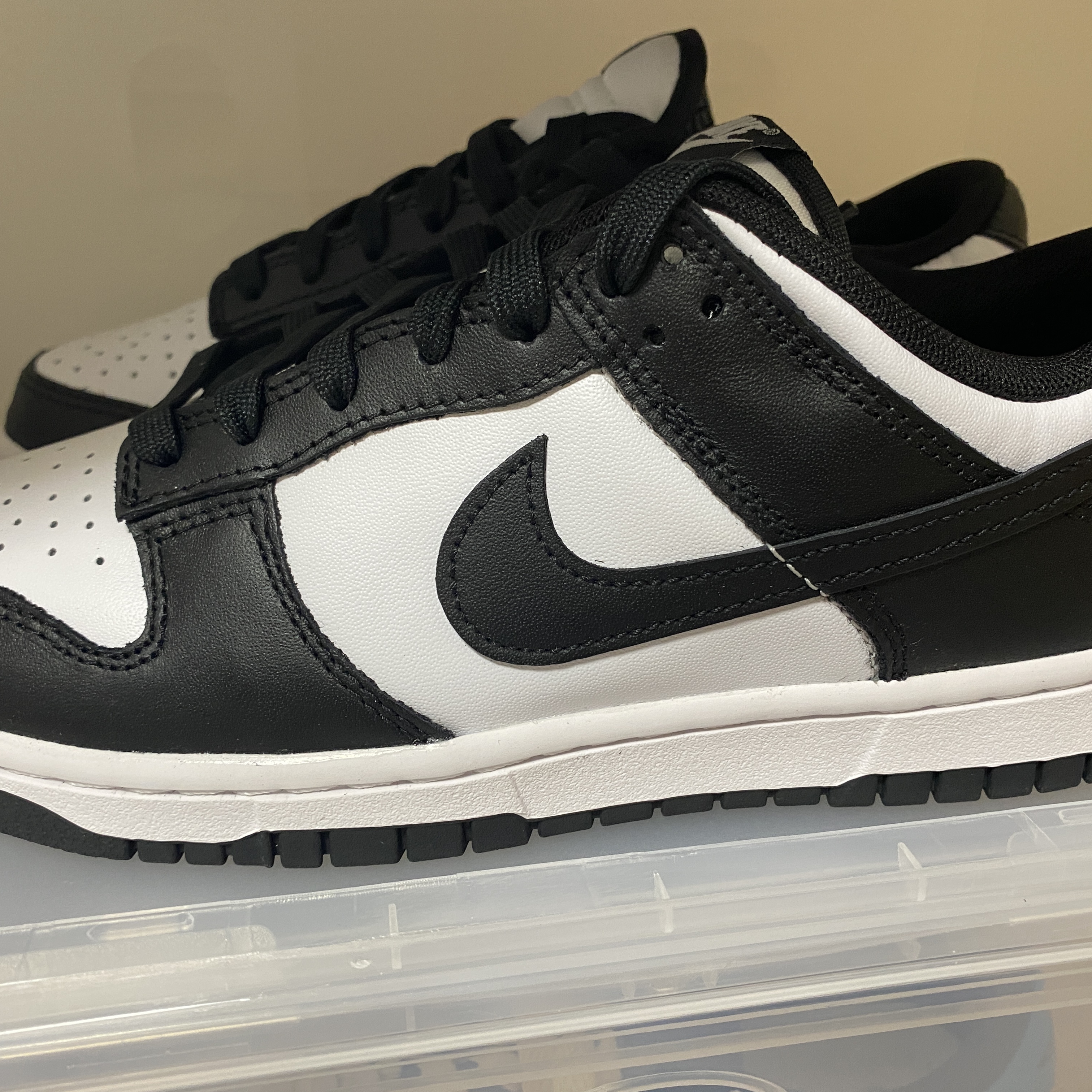 Nike Dunk Low Retro Black 착용 스타일