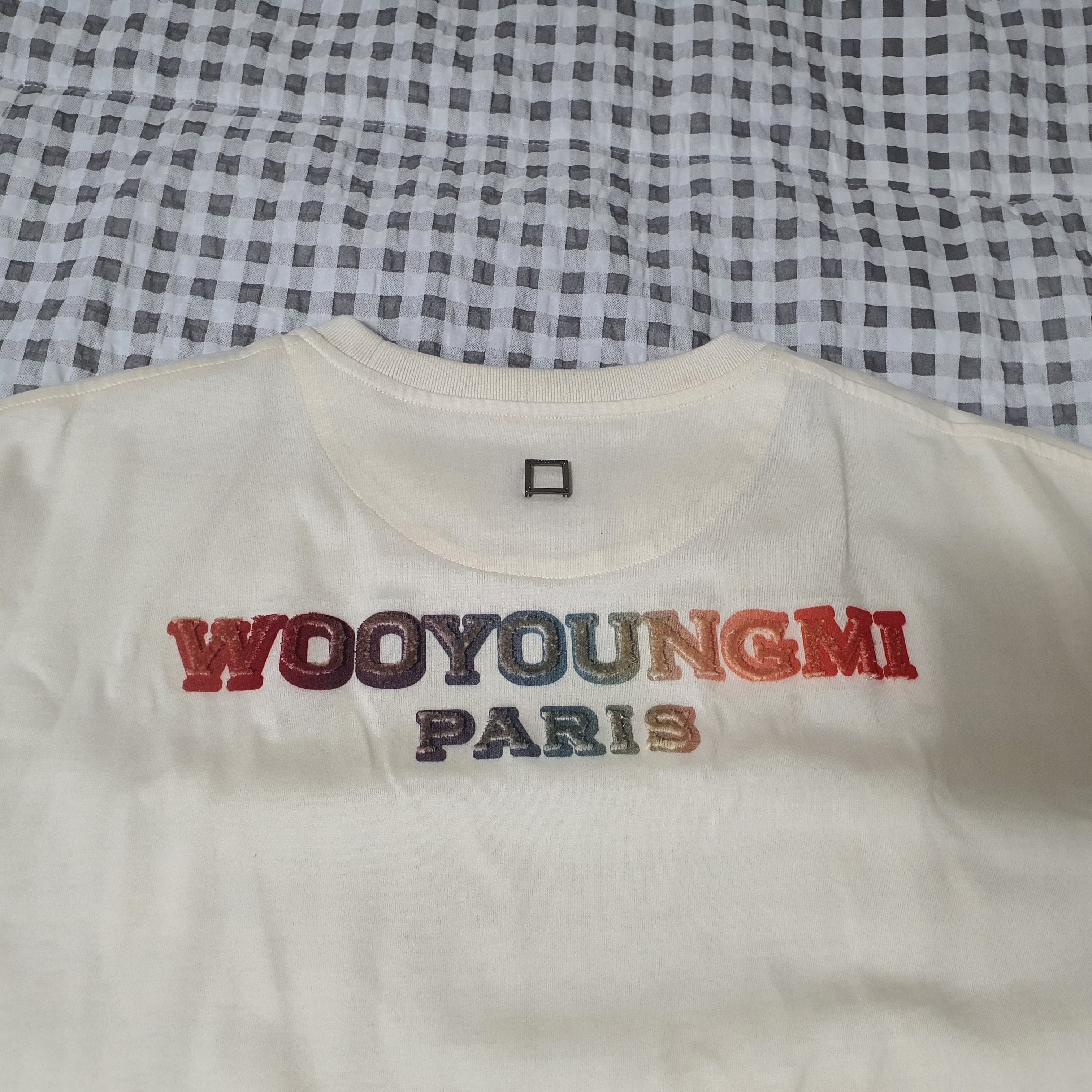 Wooyoungmi Fuzzy Back Logo T-Shirt Ivory - 22FW 착용 스타일 - 1