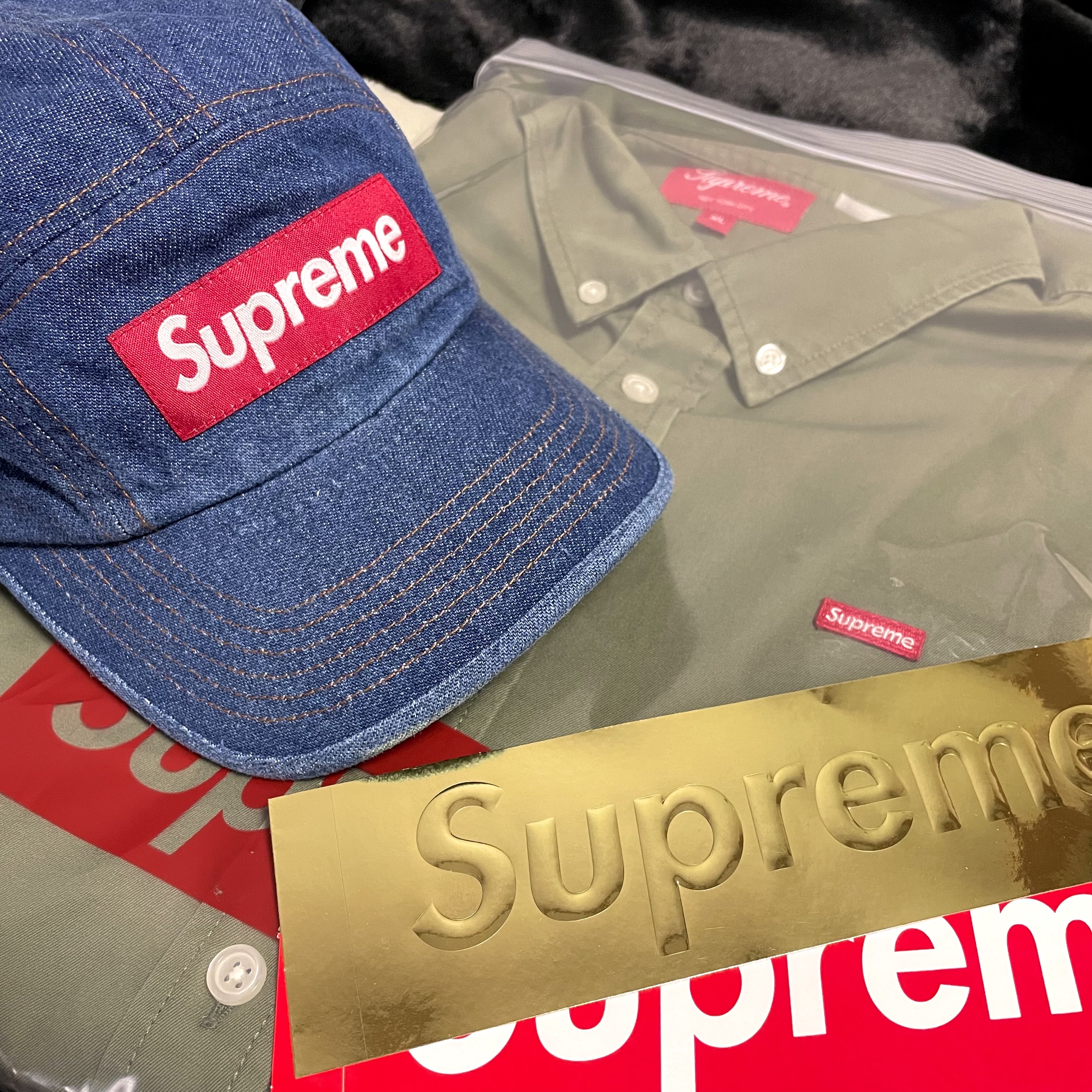 Supreme Washed Chino Twill Camp Cap Denim - 22FW, Supreme Small Box Shirt Olive - 22FW 착용 스타일