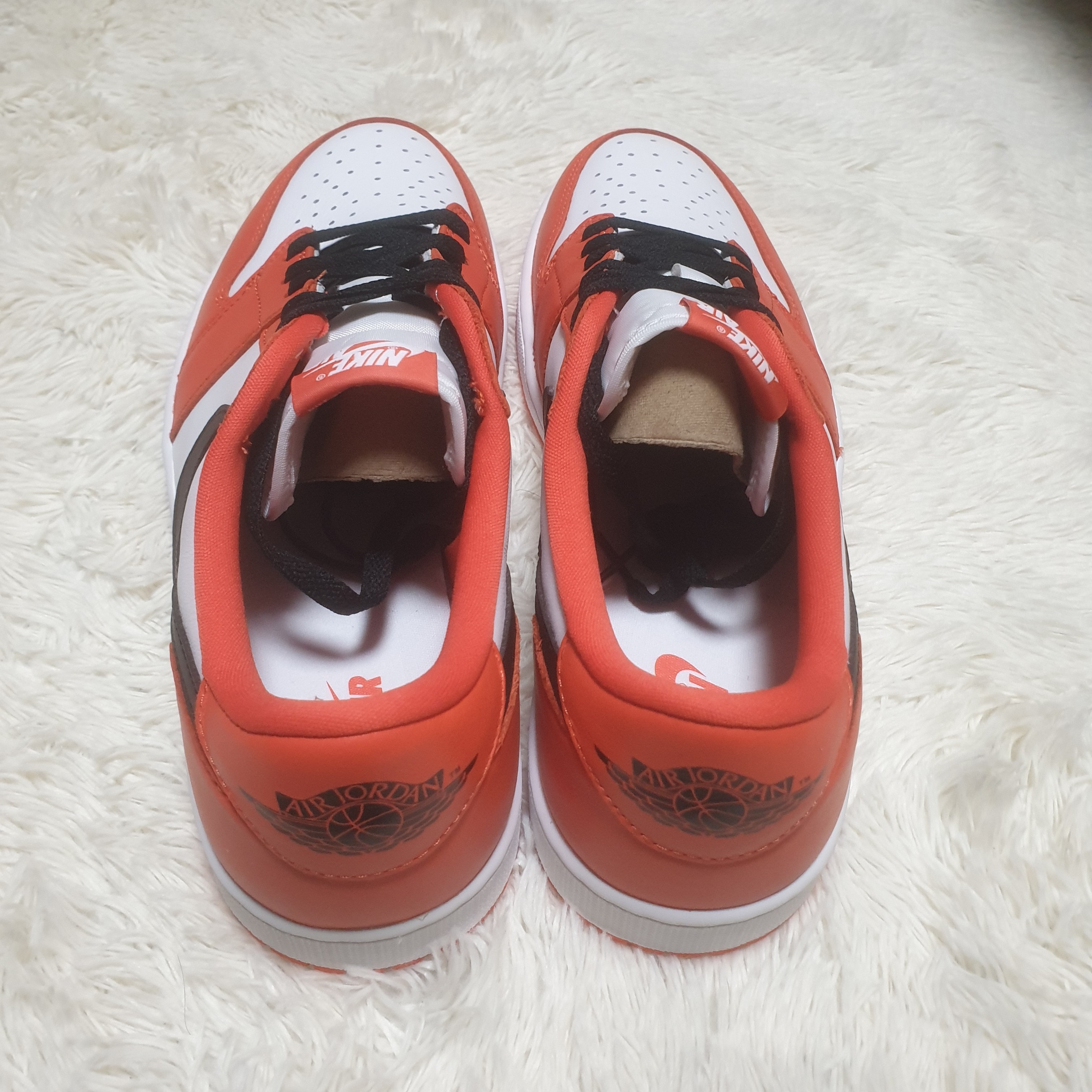 Jordan 1 Low OG Starfish 착용 스타일 - 3
