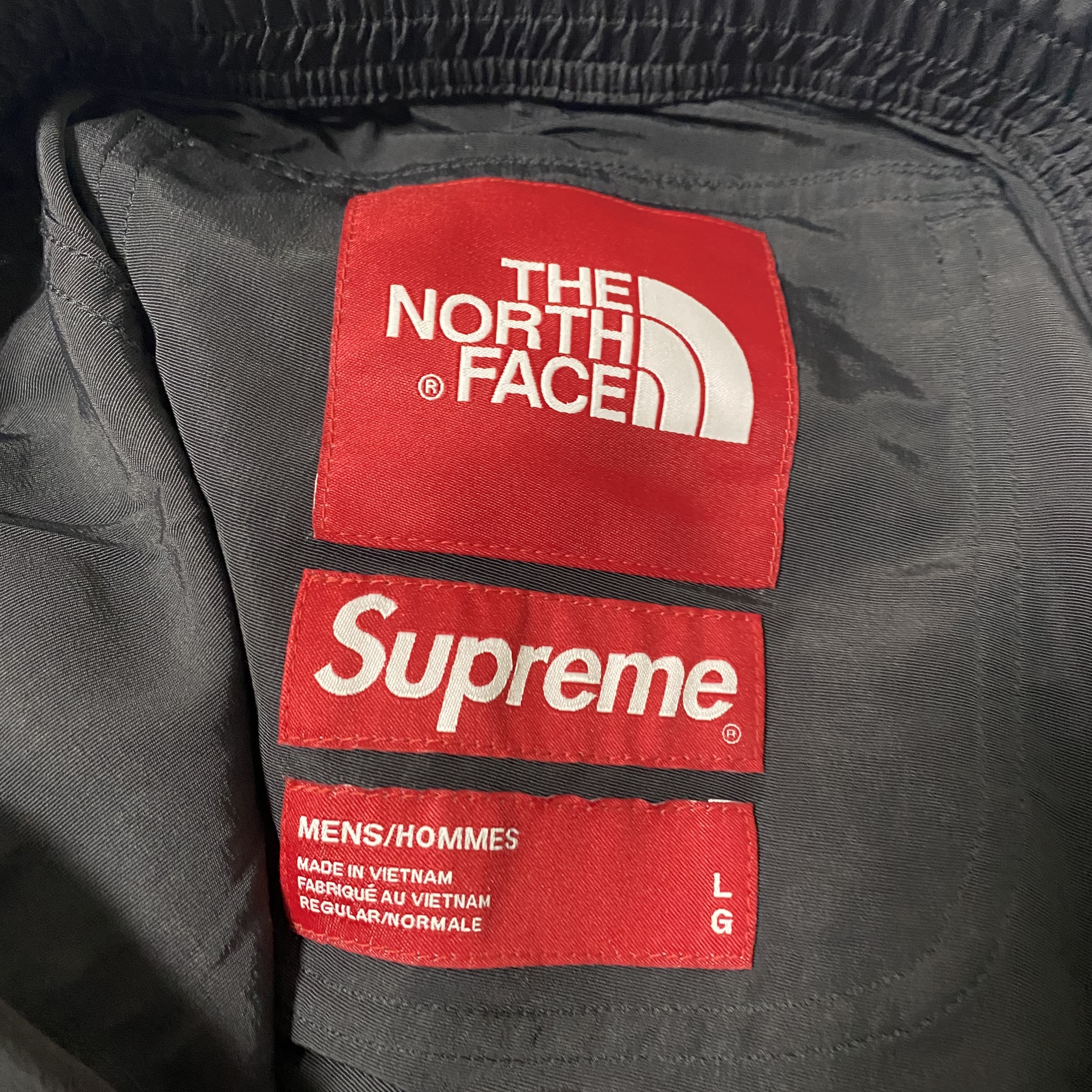 Supreme x The North Face Trekking Zip-Off Belted Pants Black - 22SS 착용 스타일 - 5