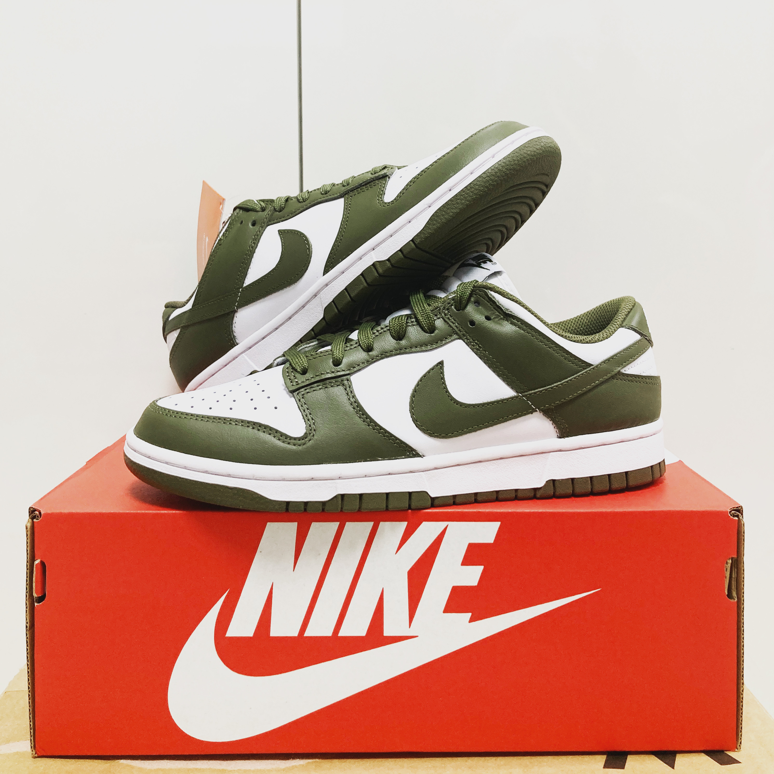 (W) Nike Dunk Low Medium Olive 착용 스타일