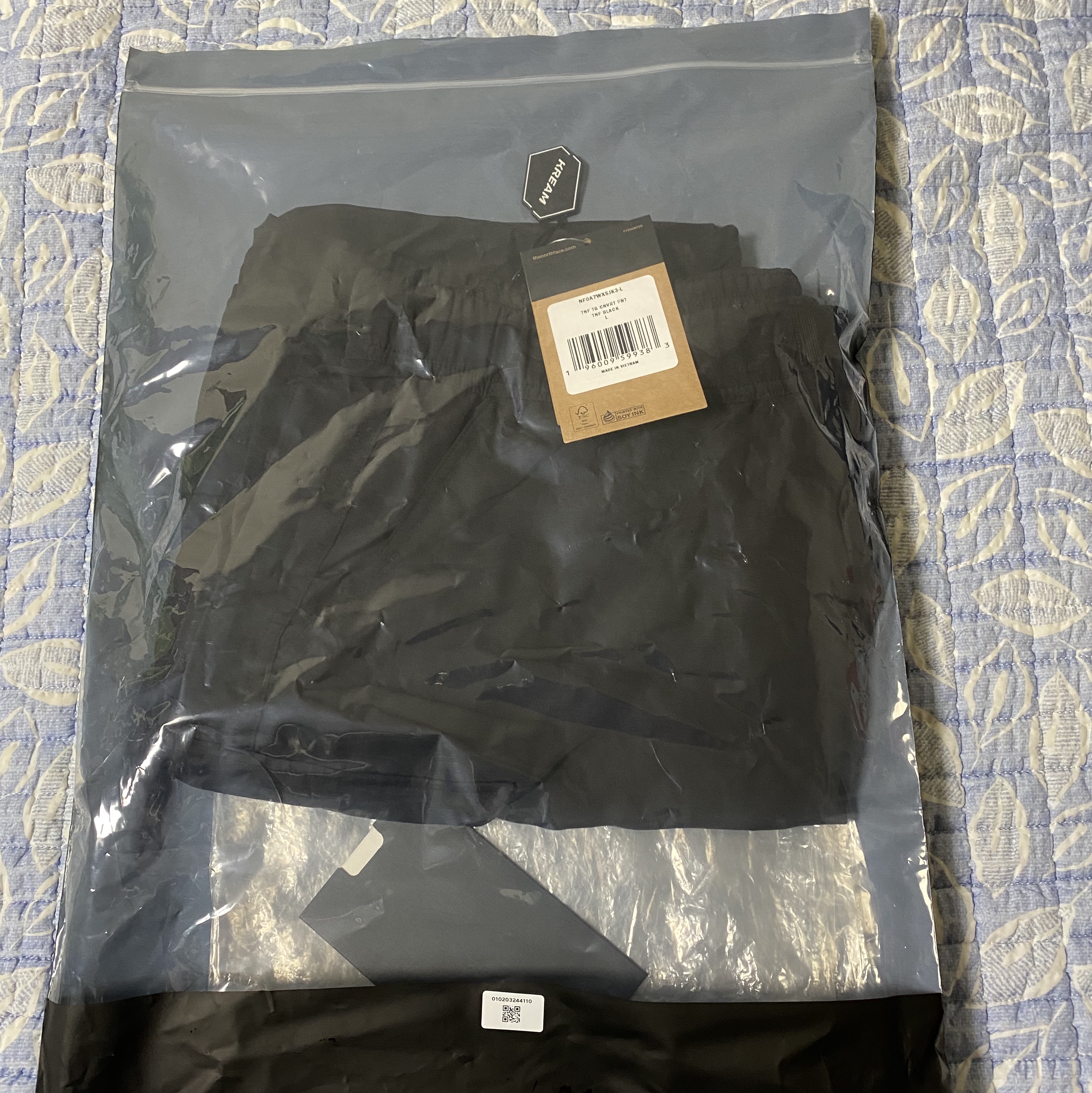 Supreme x The North Face Trekking Zip-Off Belted Pants Black - 22SS 착용 스타일 - 1