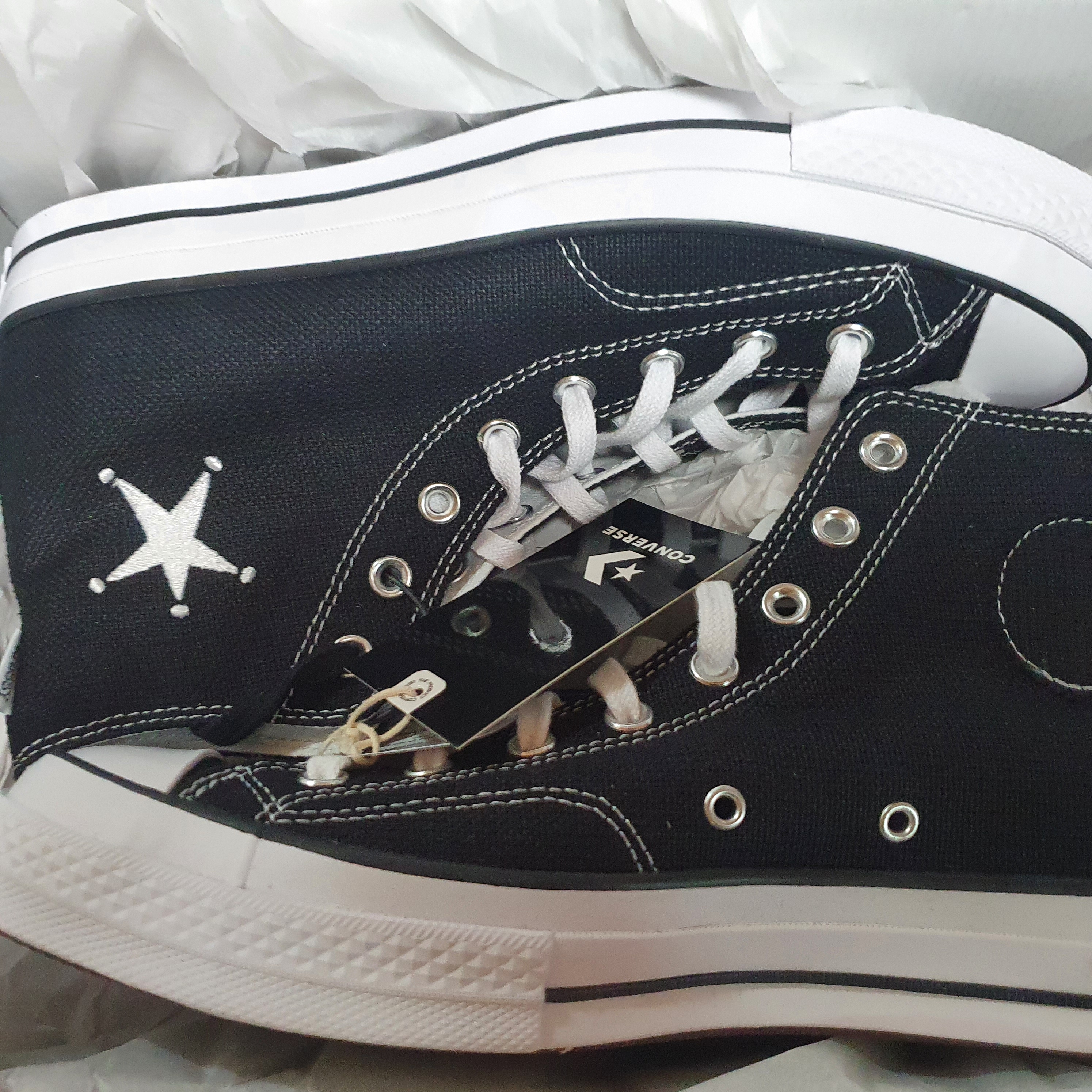 Converse x Stussy Chuck 70 High Black 착용 스타일 - 2