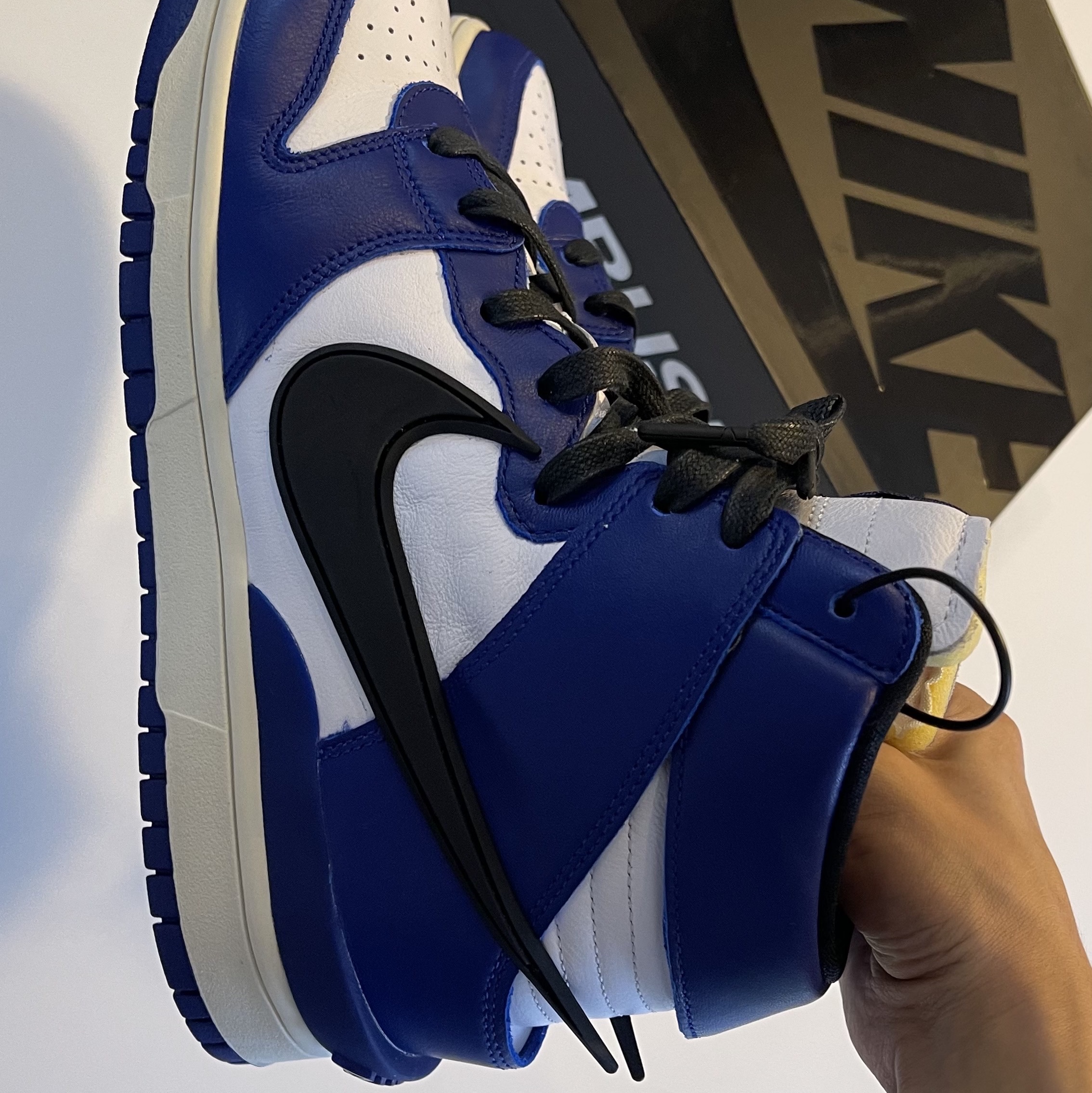 Nike x Ambush Dunk High Deep Royal Blue 착용 스타일 - 3
