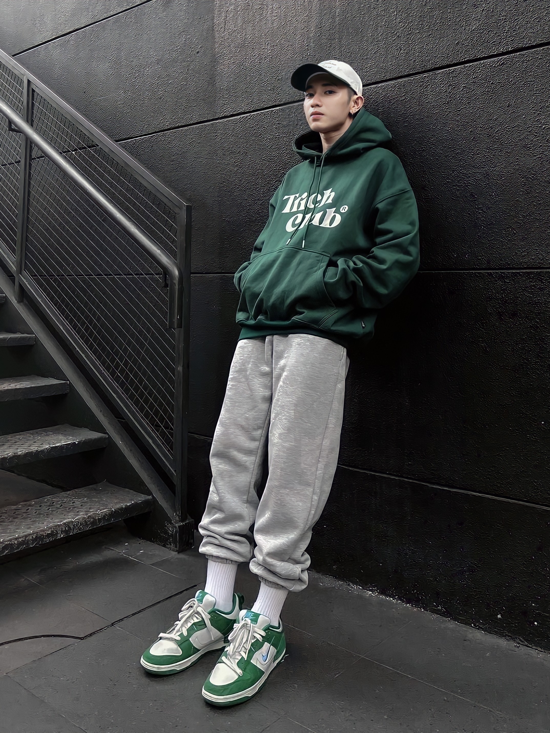 (W) Nike Dunk Low Disrupt 2 Phantom University Blue 착용 스타일 - 2