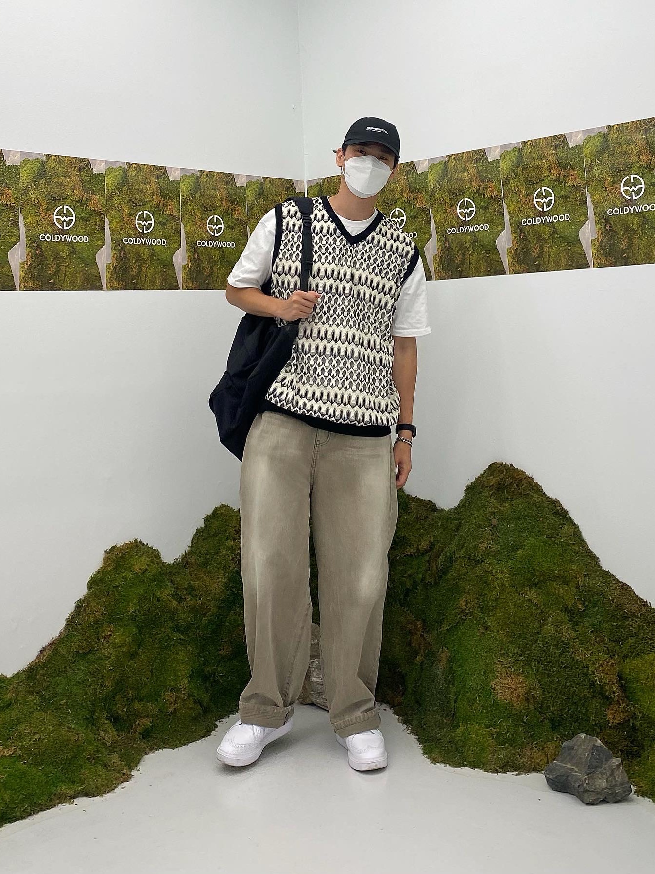 Nike x Peaceminusone Kwondo1 White 착용 스타일 - 3
