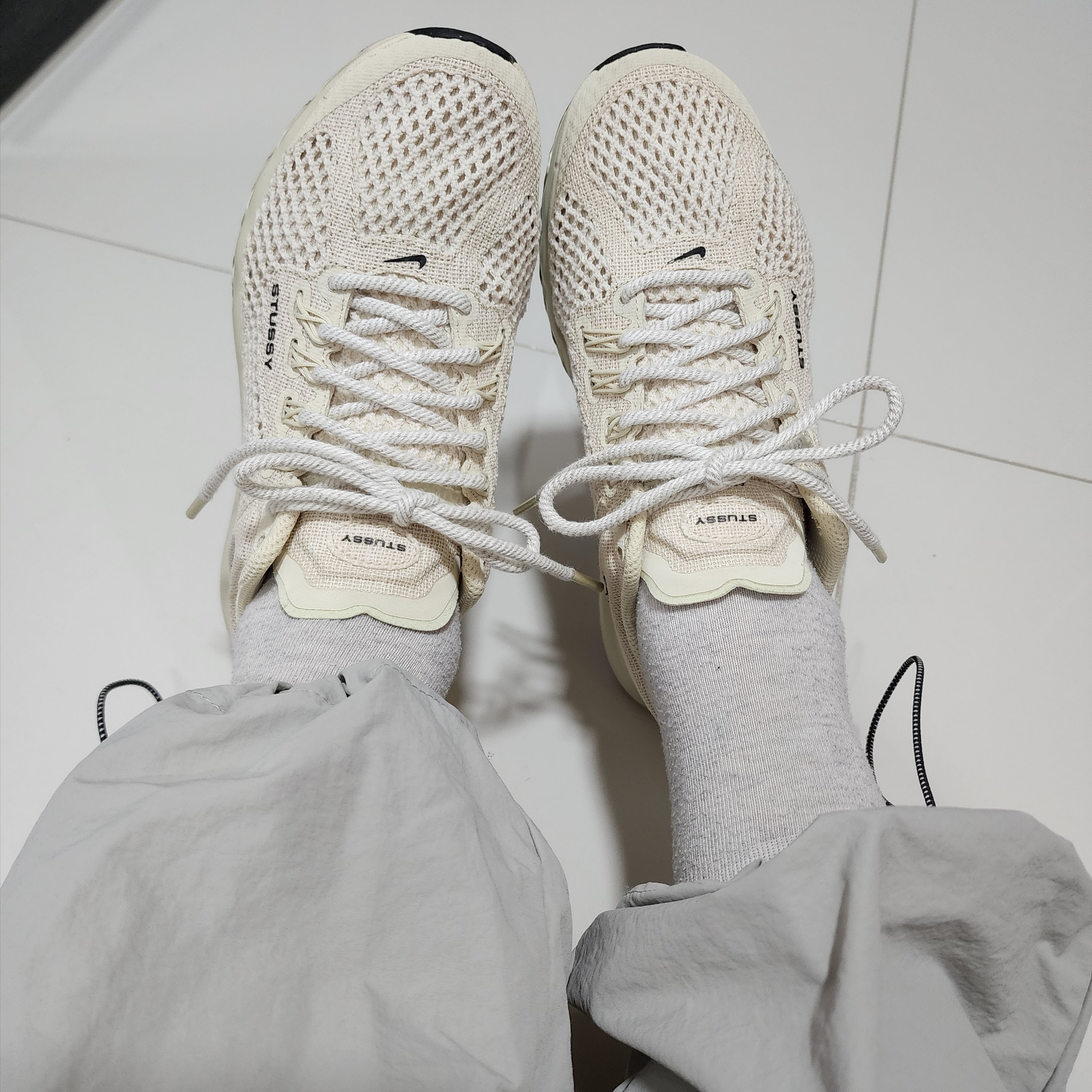 Nike x Stussy Air Max 2013 Fossil 착용 스타일 - 3