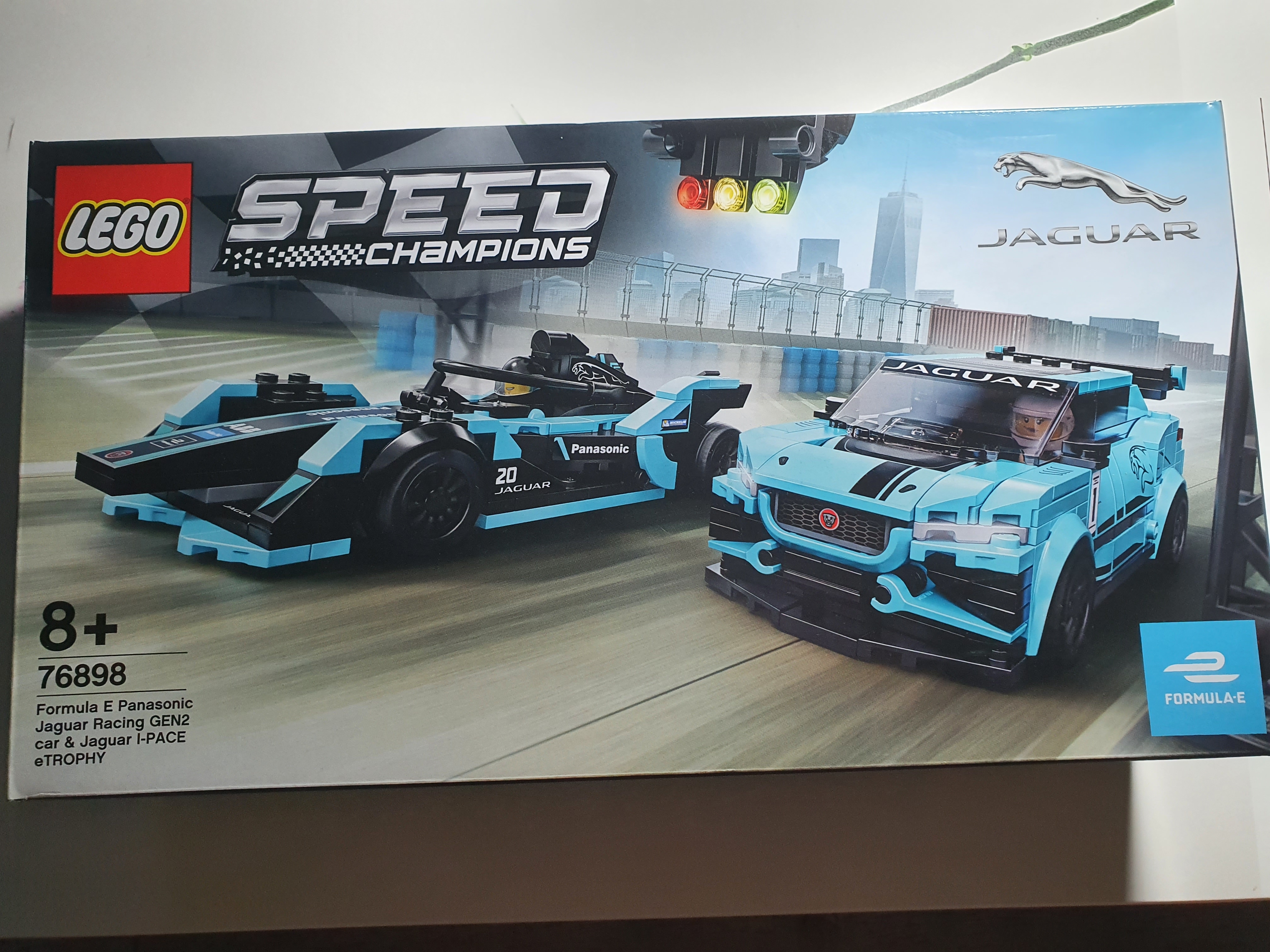 Lego Formula E Panasonic Jaguar Racing GEN2 Car & Jaguar I-Pace Etrophy 착용 스타일 - 1