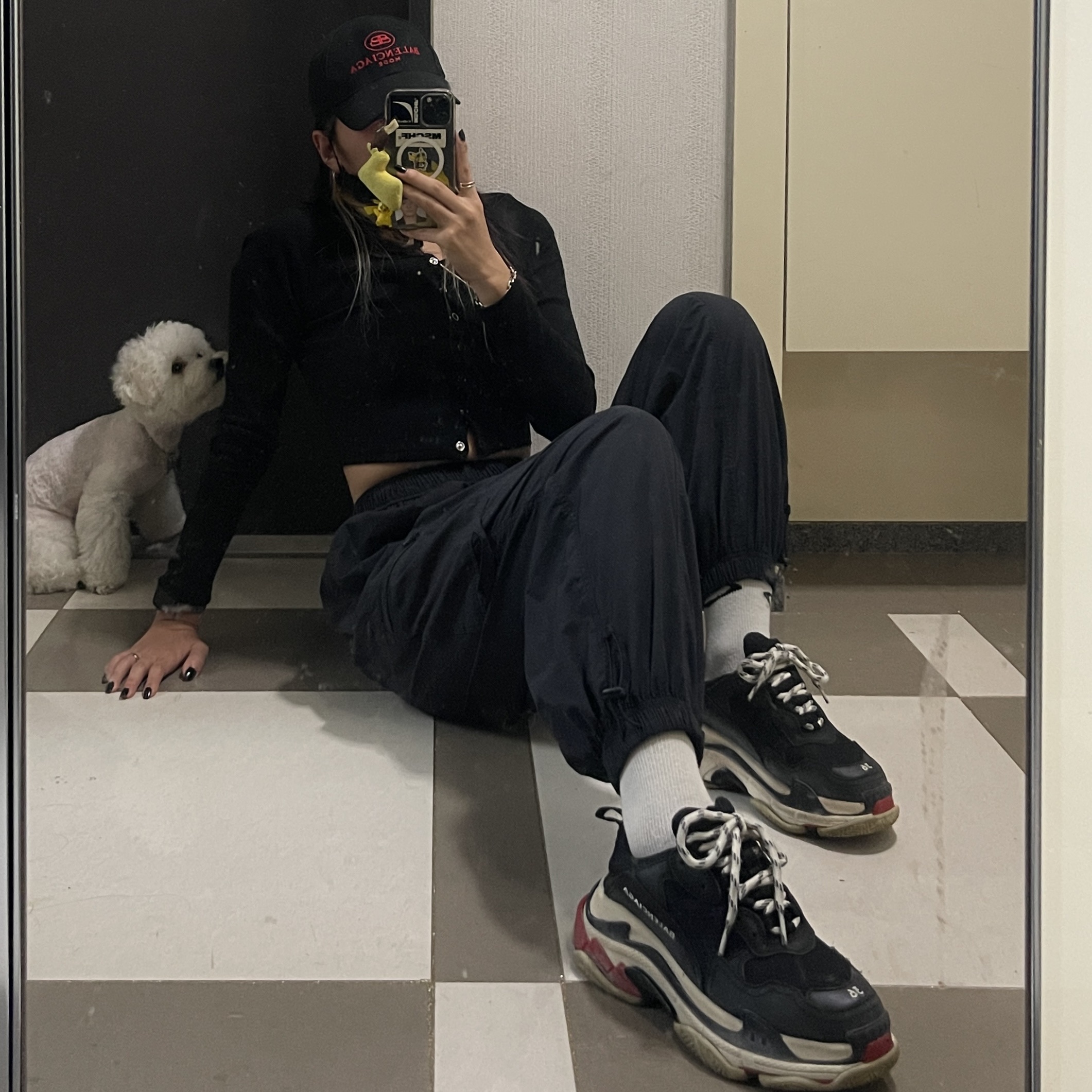 Balenciaga Triple S Trainer Black Red 2018 착용 스타일