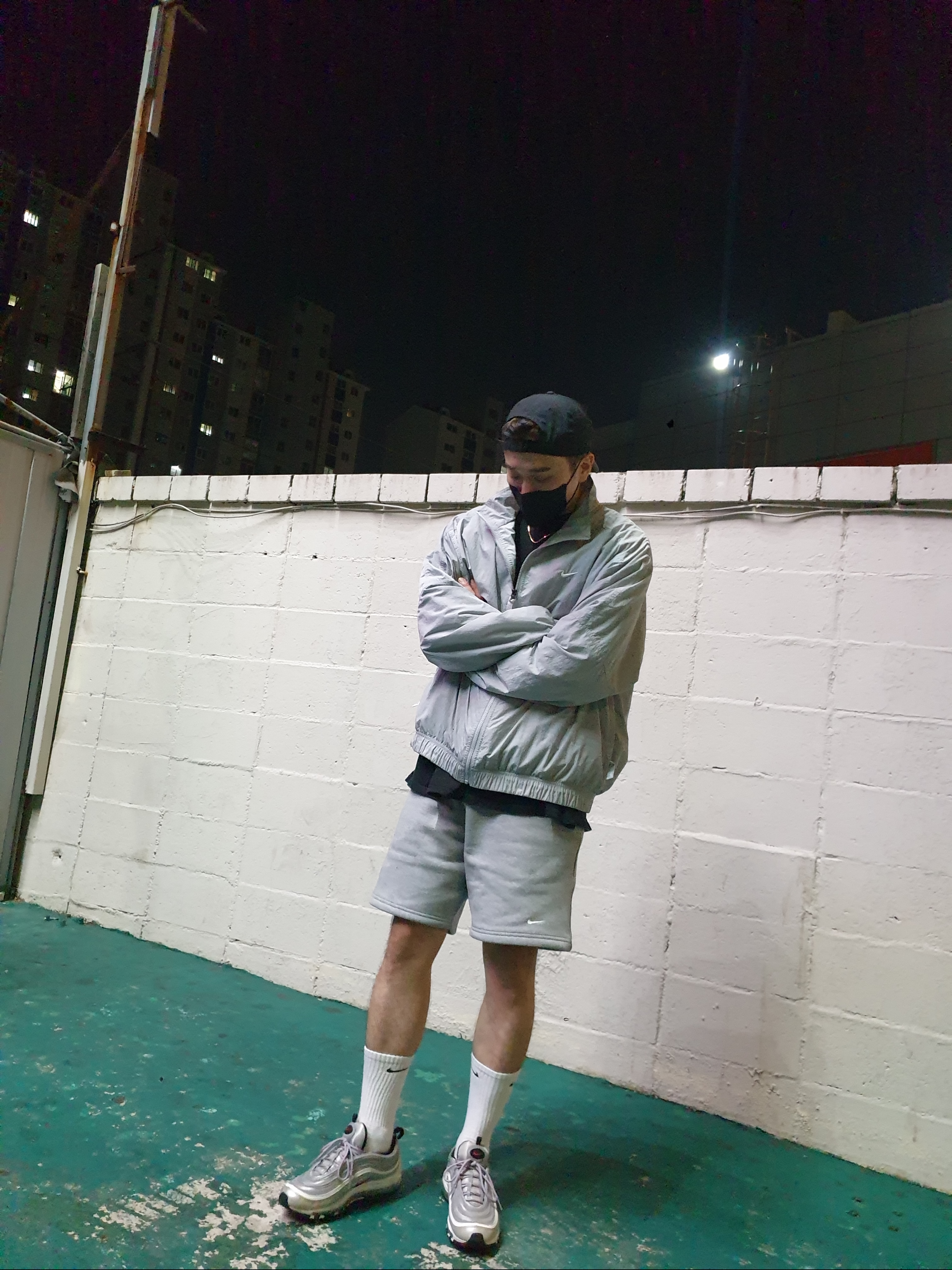 Nike NRG Solo Swoosh Fleece Shorts Dark Grey Heather - Asia, Nike M NRG Track Jacket Grey 착용 스타일 - 2