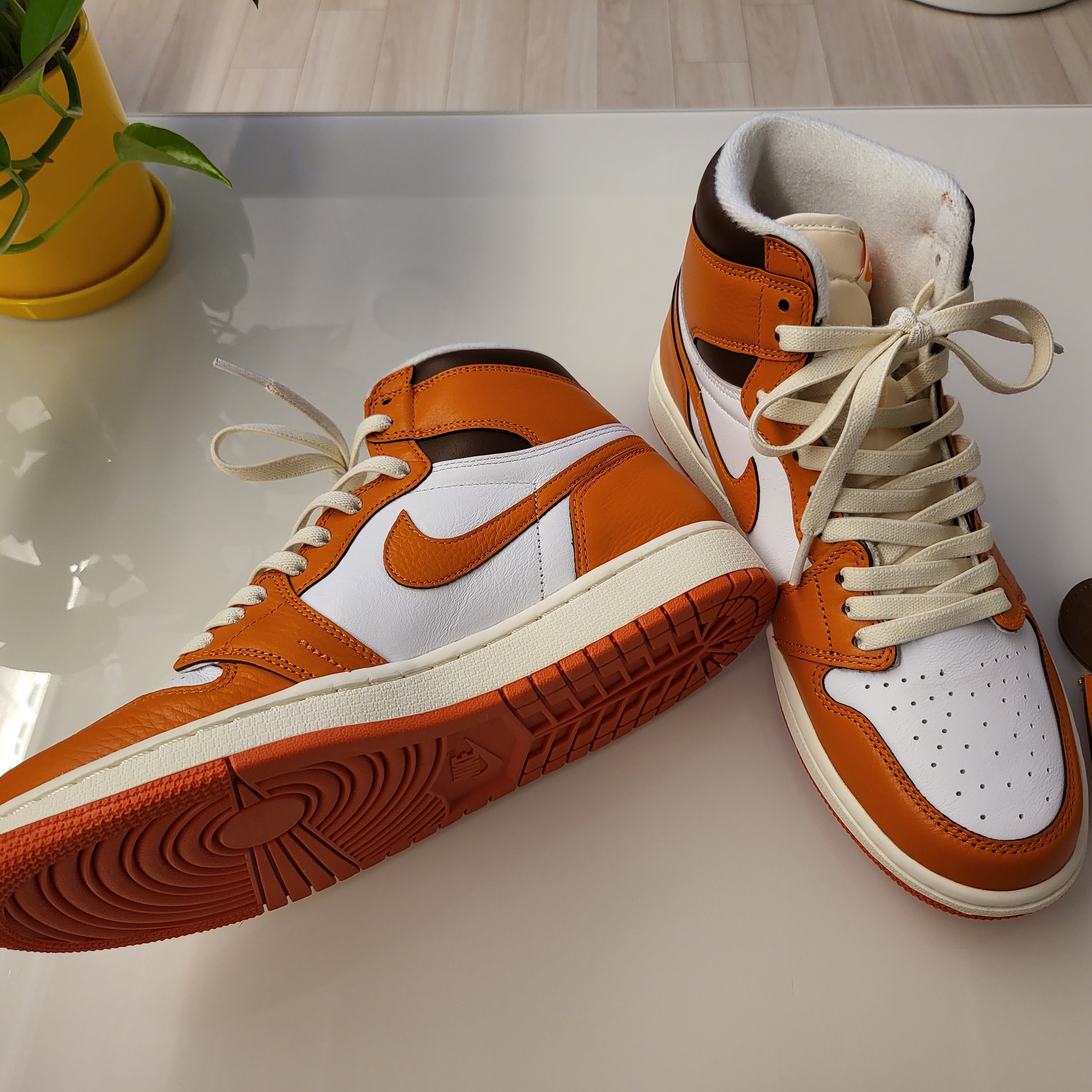 (W) Jordan 1 Retro High OG Starfish 착용 스타일 - 1