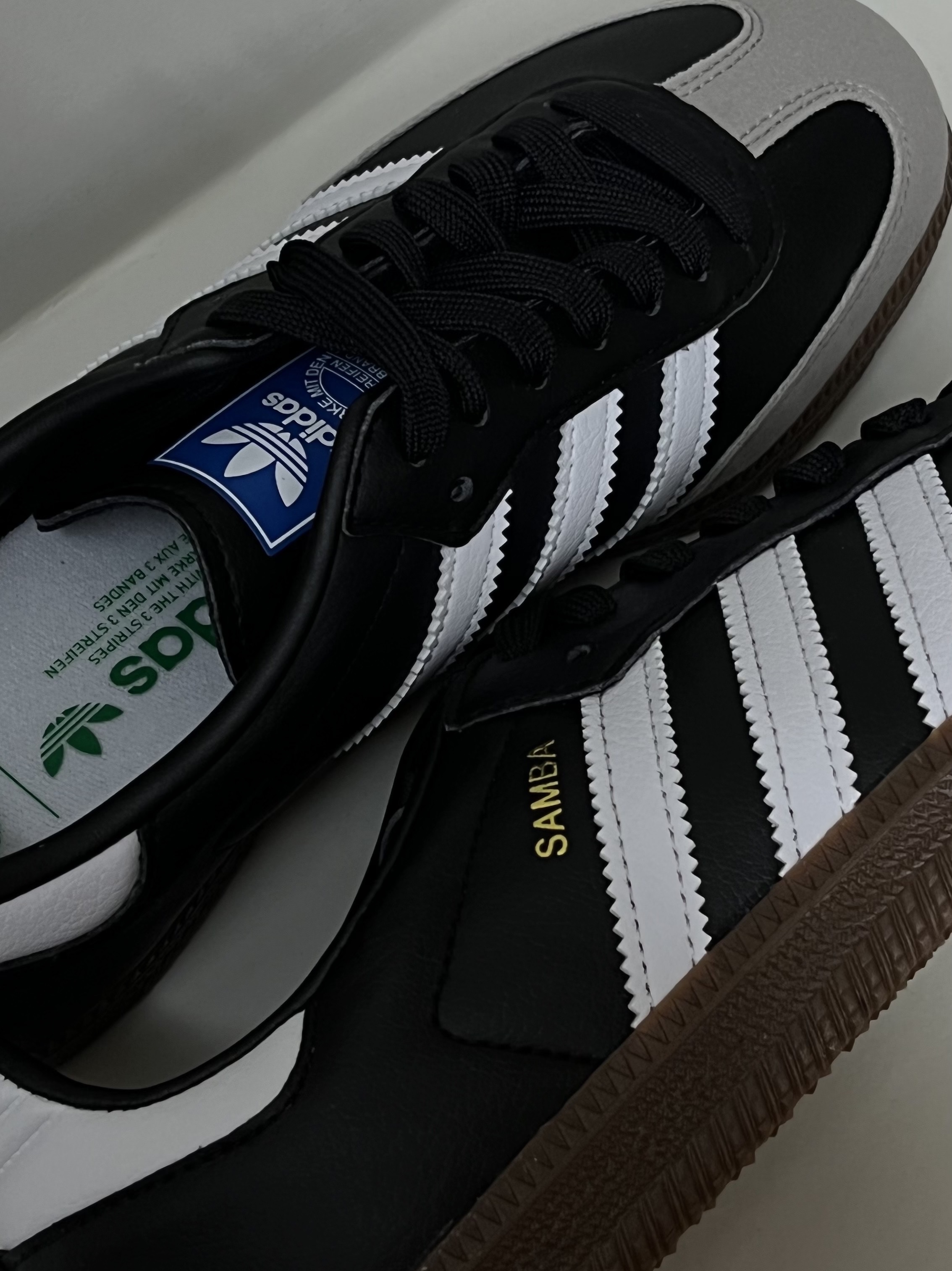 Adidas Samba Vegan Black White 착용 스타일