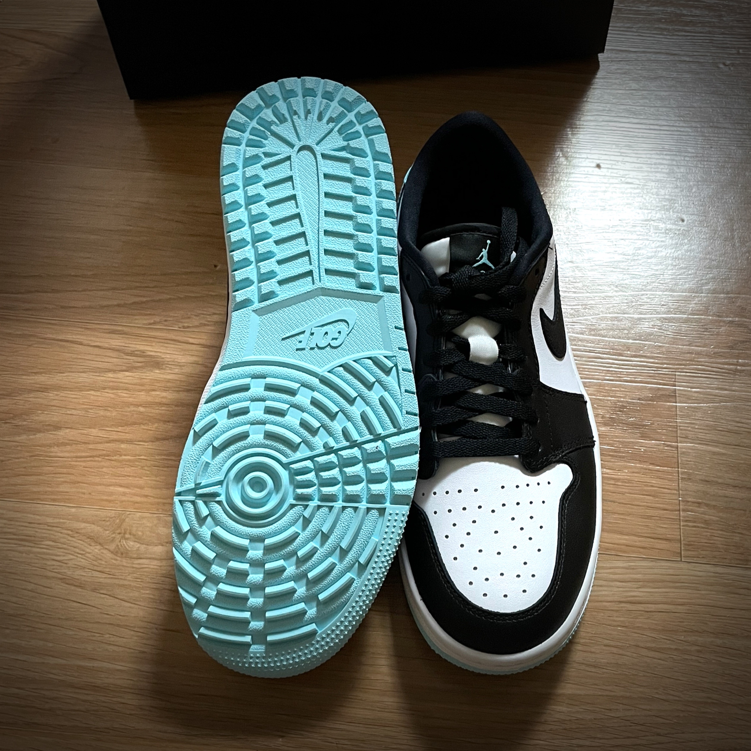 Jordan 1 Low Golf Copa 착용 스타일 - 3