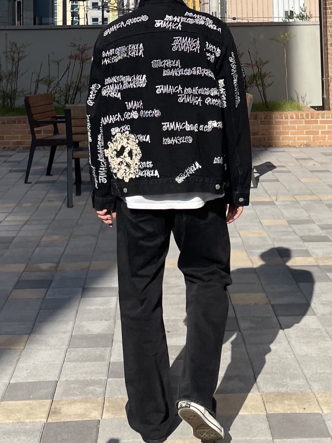 Stussy x Our Legacy x Denim Tears TTL Denim Jacket Black 착용 스타일 - 3