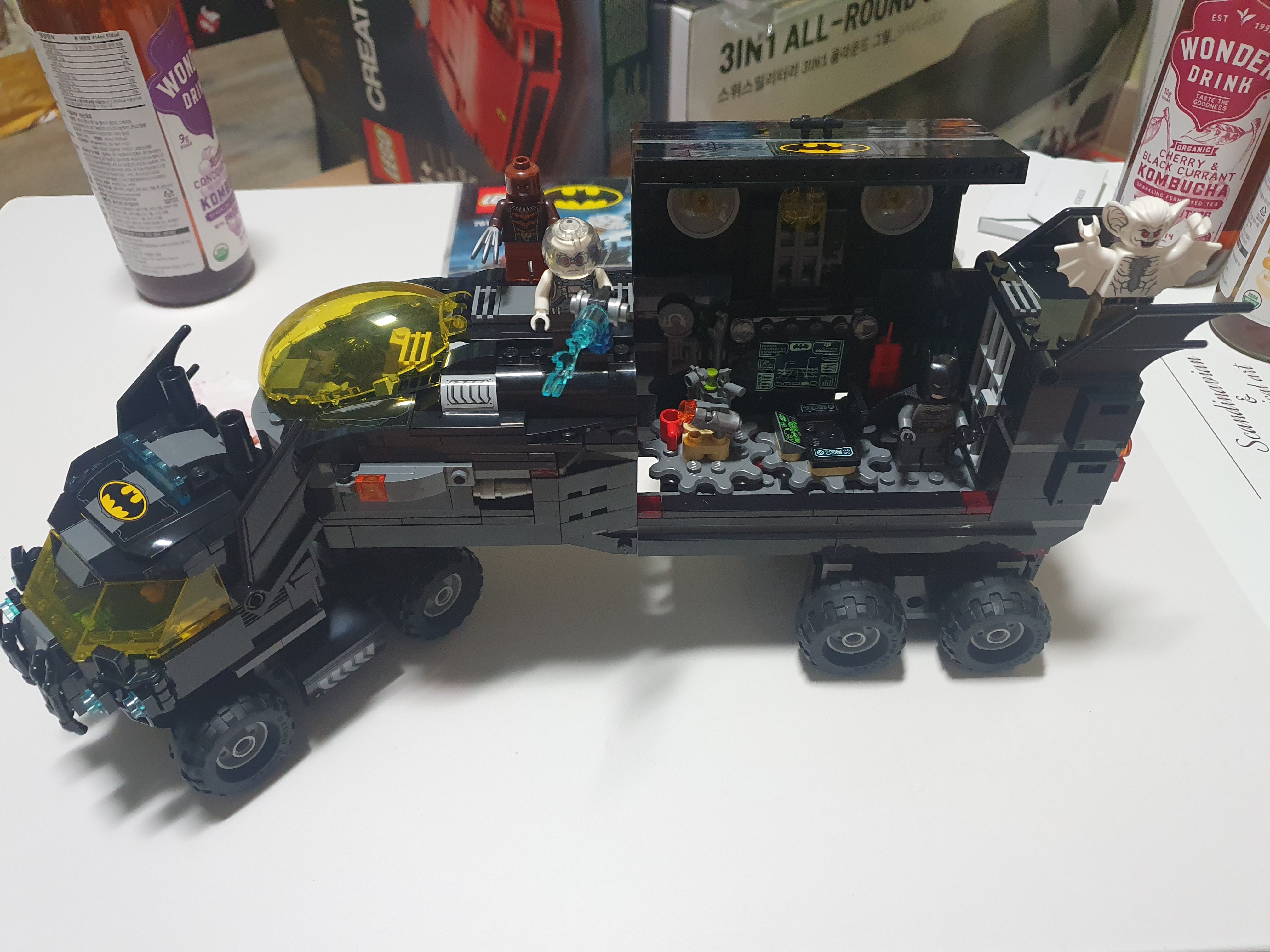 Lego DC Comics Batman Mobile Bat Base 착용 스타일 - 4