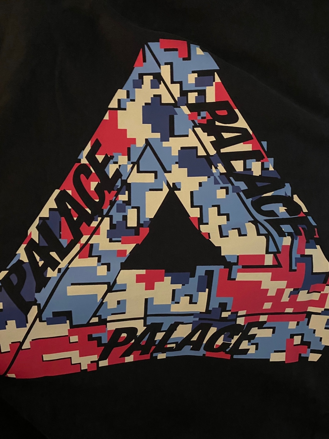 Palace Tri-Digi Hood Navy - 22FW, Marshall Stanmore II Bluetooth White (Korean Ver.) 착용 스타일 - 3