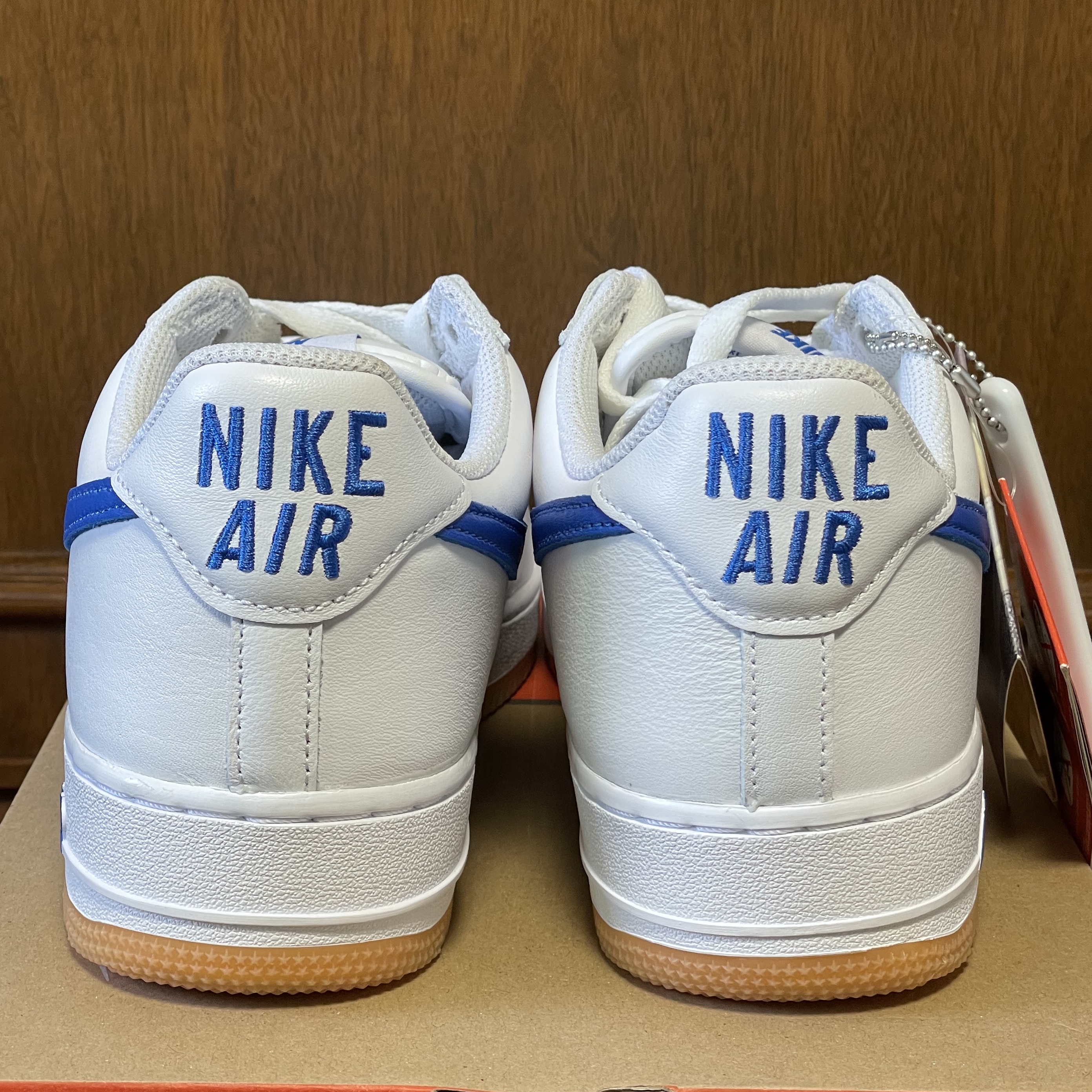 Nike Air Force 1 Low Retro Color of the Month Varsity Royal 착용 스타일 - 4