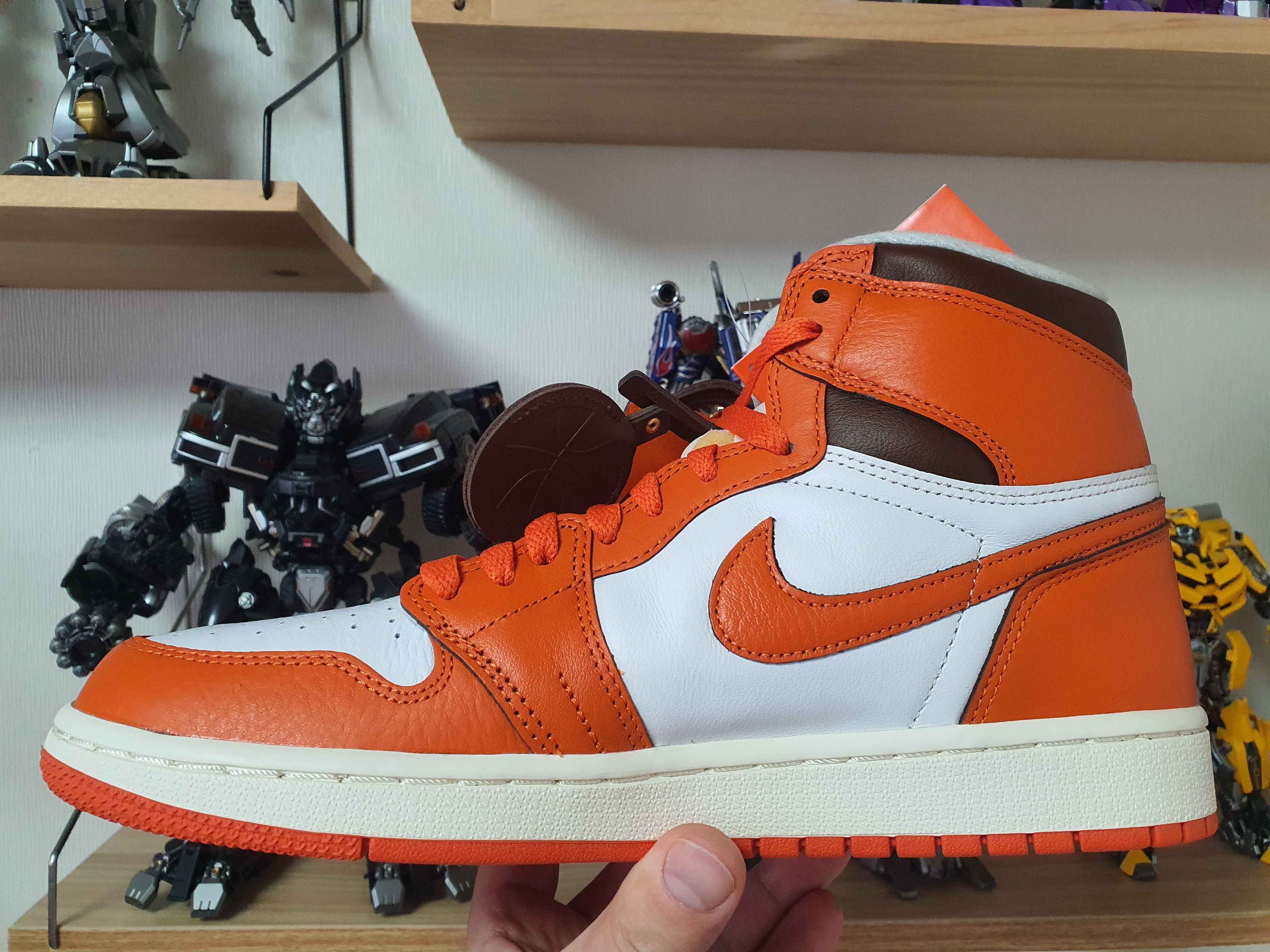 (W) Jordan 1 Retro High OG Starfish 착용 스타일 - 2