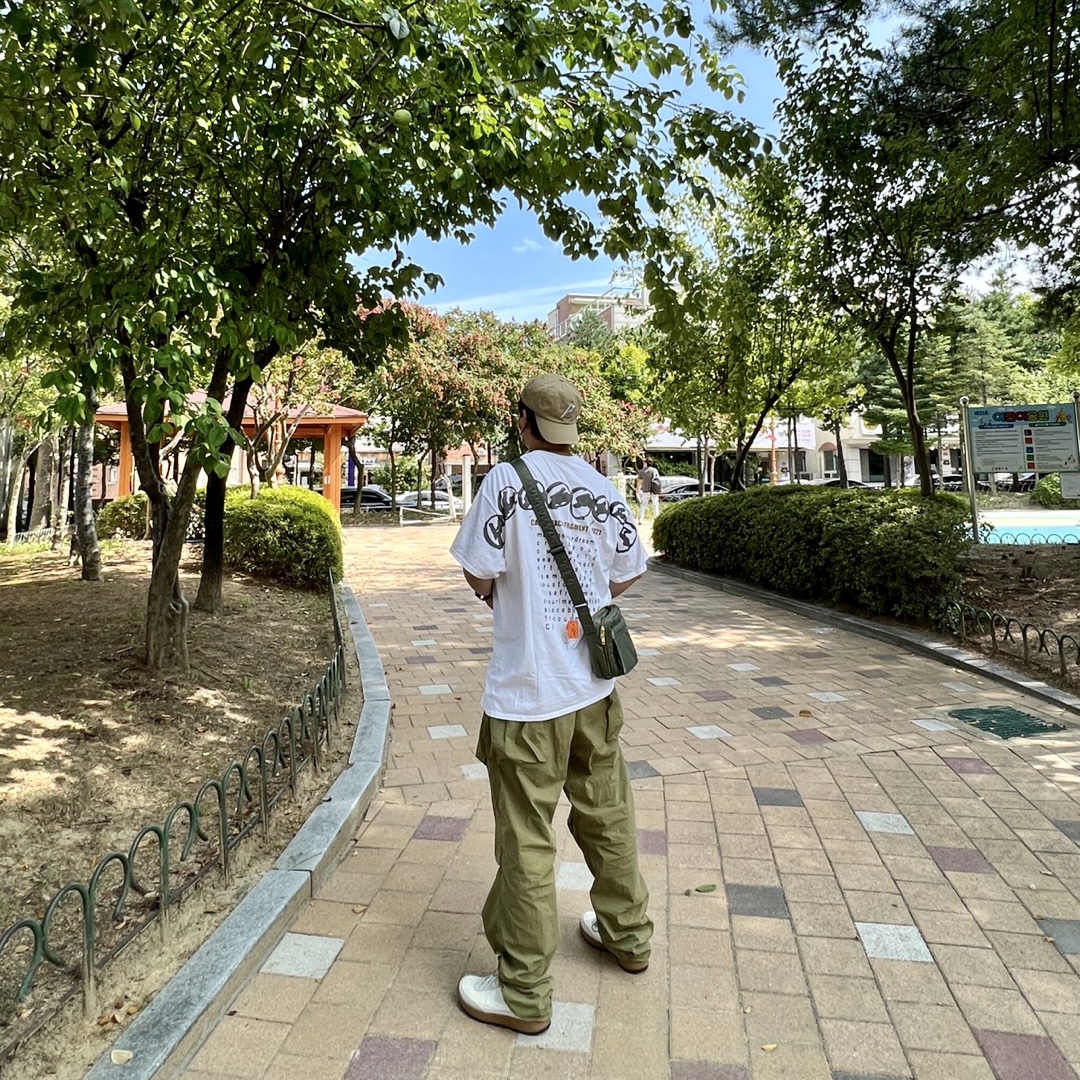 Nike x Tom Sachs General Purpose Shoe Light Cream, Porter Tanker Shoulder Bag S Sage Green 착용 스타일