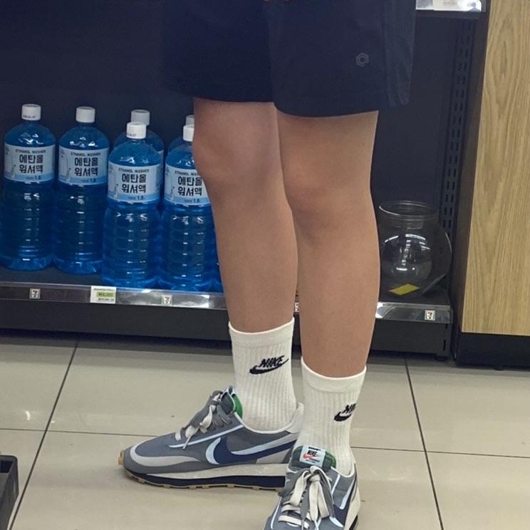 Nike x Sacai x Clot LDWaffle Cool Grey 착용 스타일