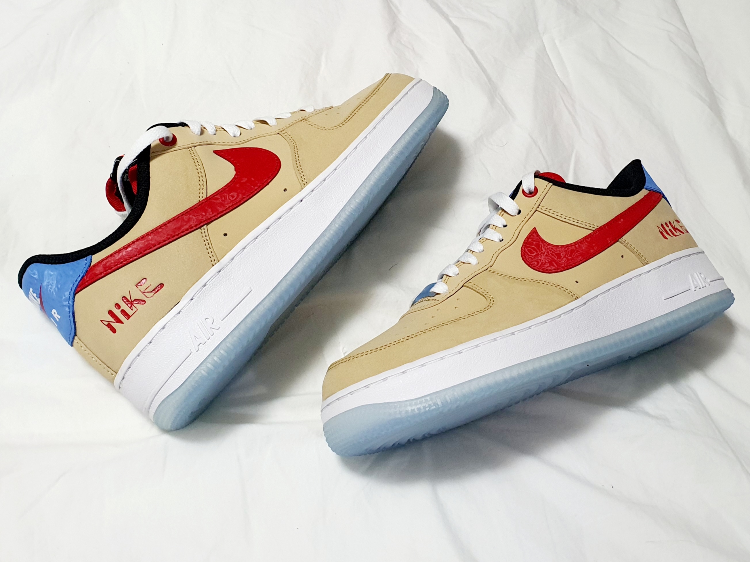 Nike Air Force 1 '07 LV8 Satellite Sesame 착용 스타일 - 1