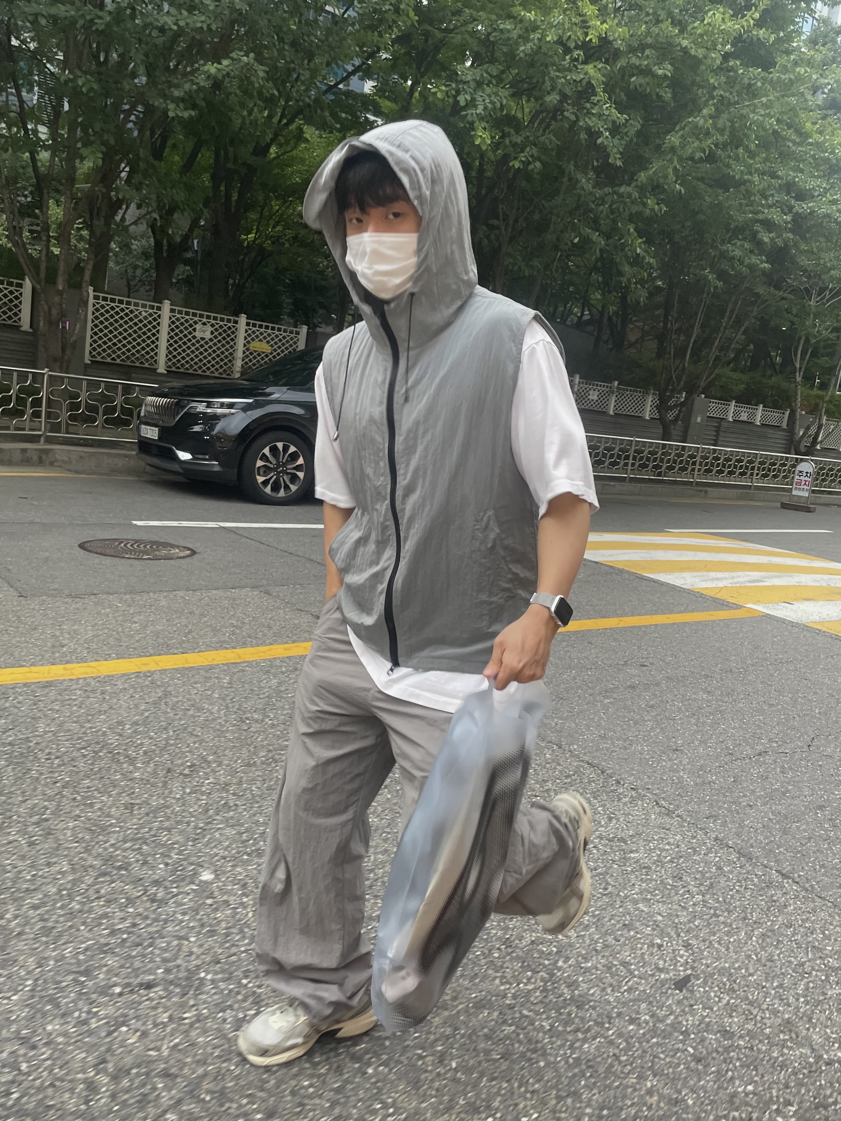 Sansan Gear Zipper Pants Gray - 22SS, Asics x I4P Gel-1130 Glacier Grey Mink 착용 스타일