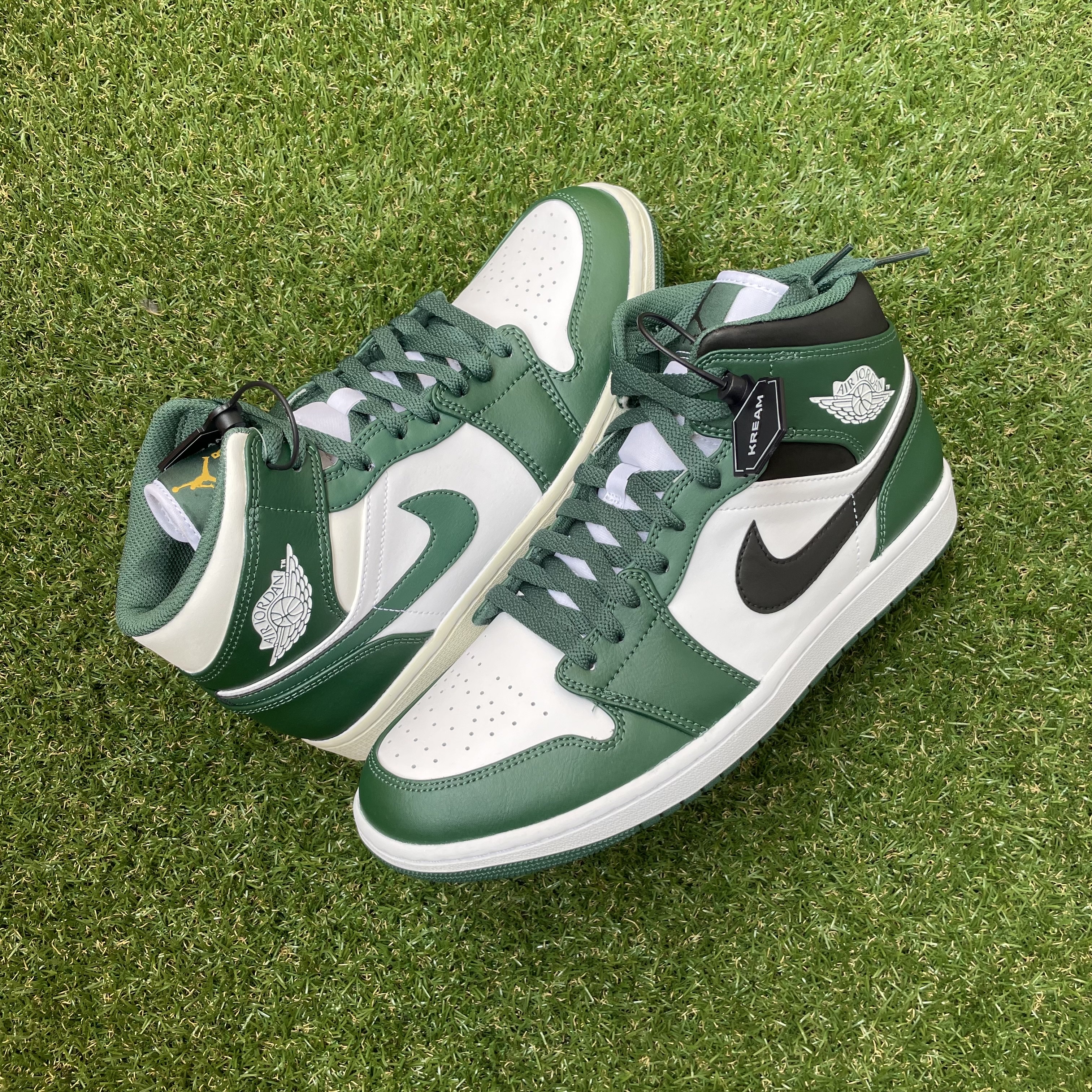 Jordan 1 Mid Sonics 2021 착용 스타일 - 1