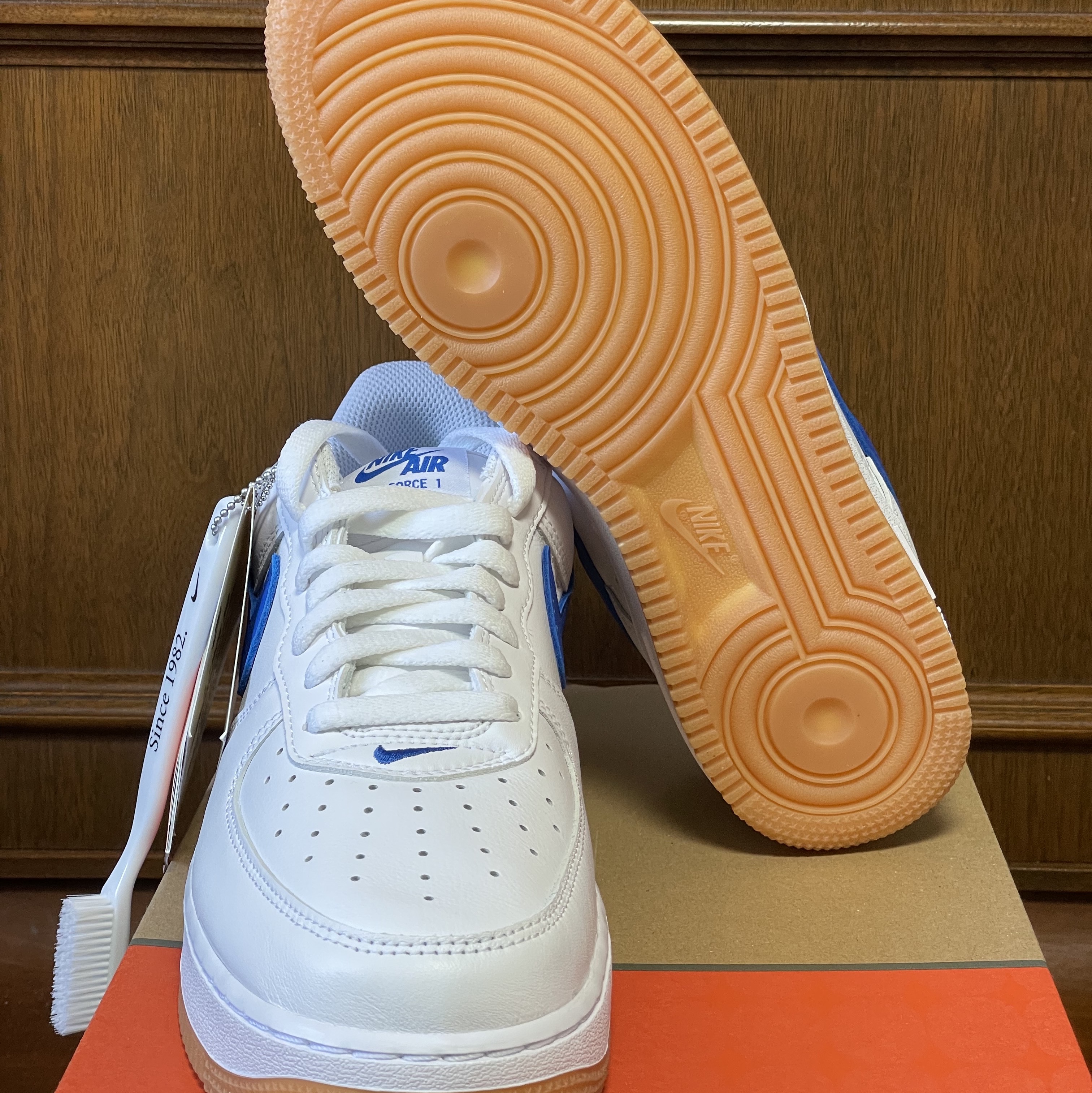 Nike Air Force 1 Low Retro Color of the Month Varsity Royal 착용 스타일 - 5